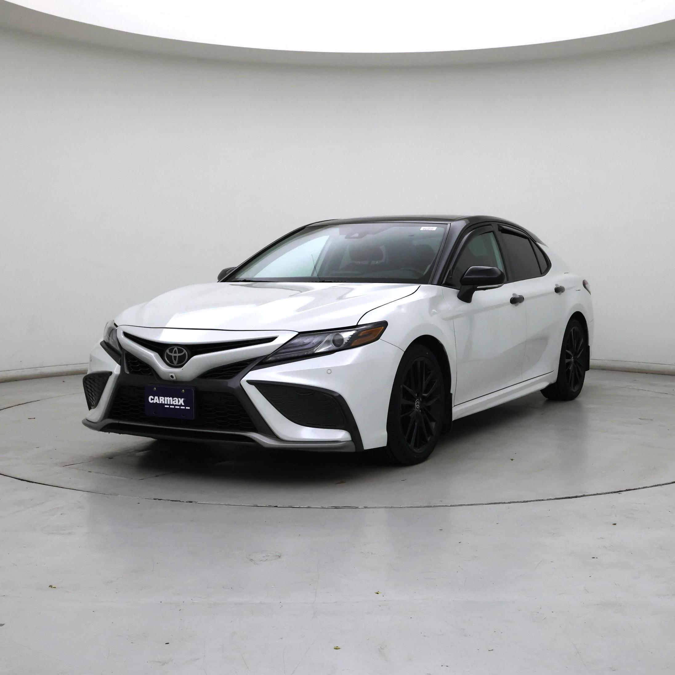 Thumbnail: 2022 Toyota Camry - 4