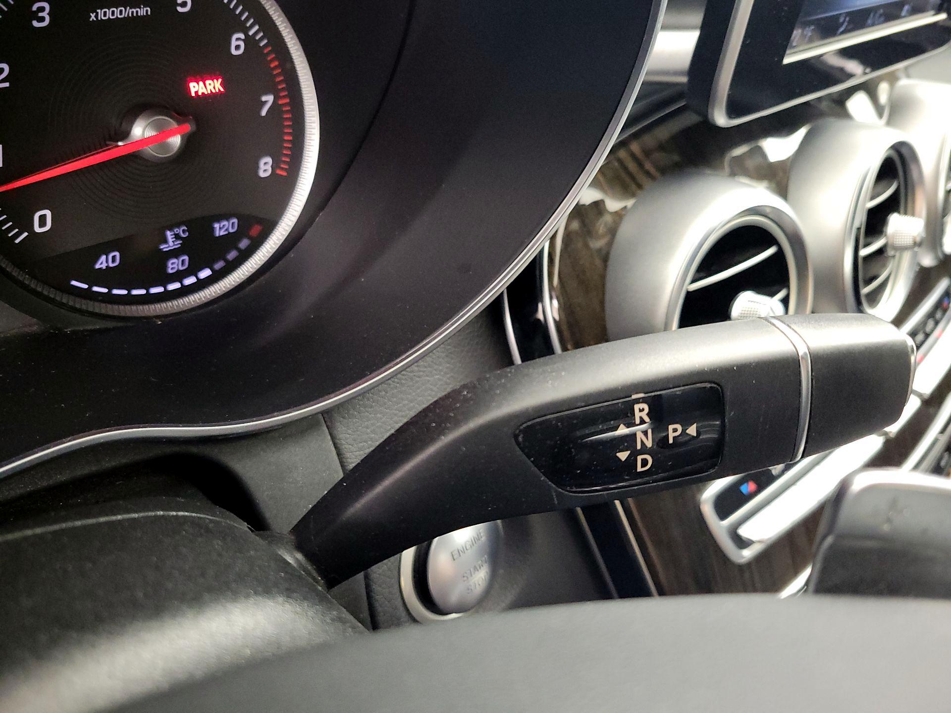 Thumbnail: 2016 Mercedes-Benz C-Class - 17