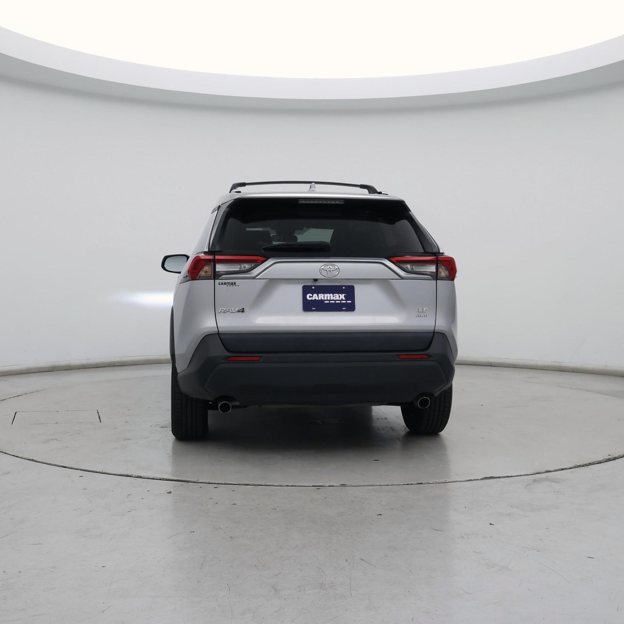 Thumbnail: 2019 Toyota RAV4 - 6