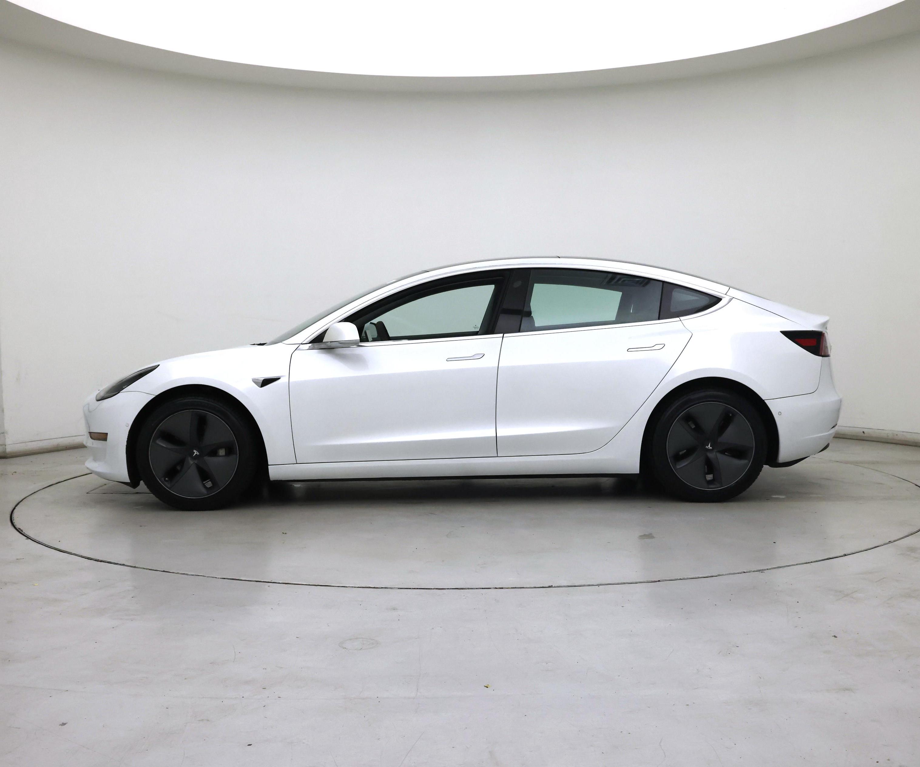 Thumbnail: 2020 Tesla Model 3 - 3