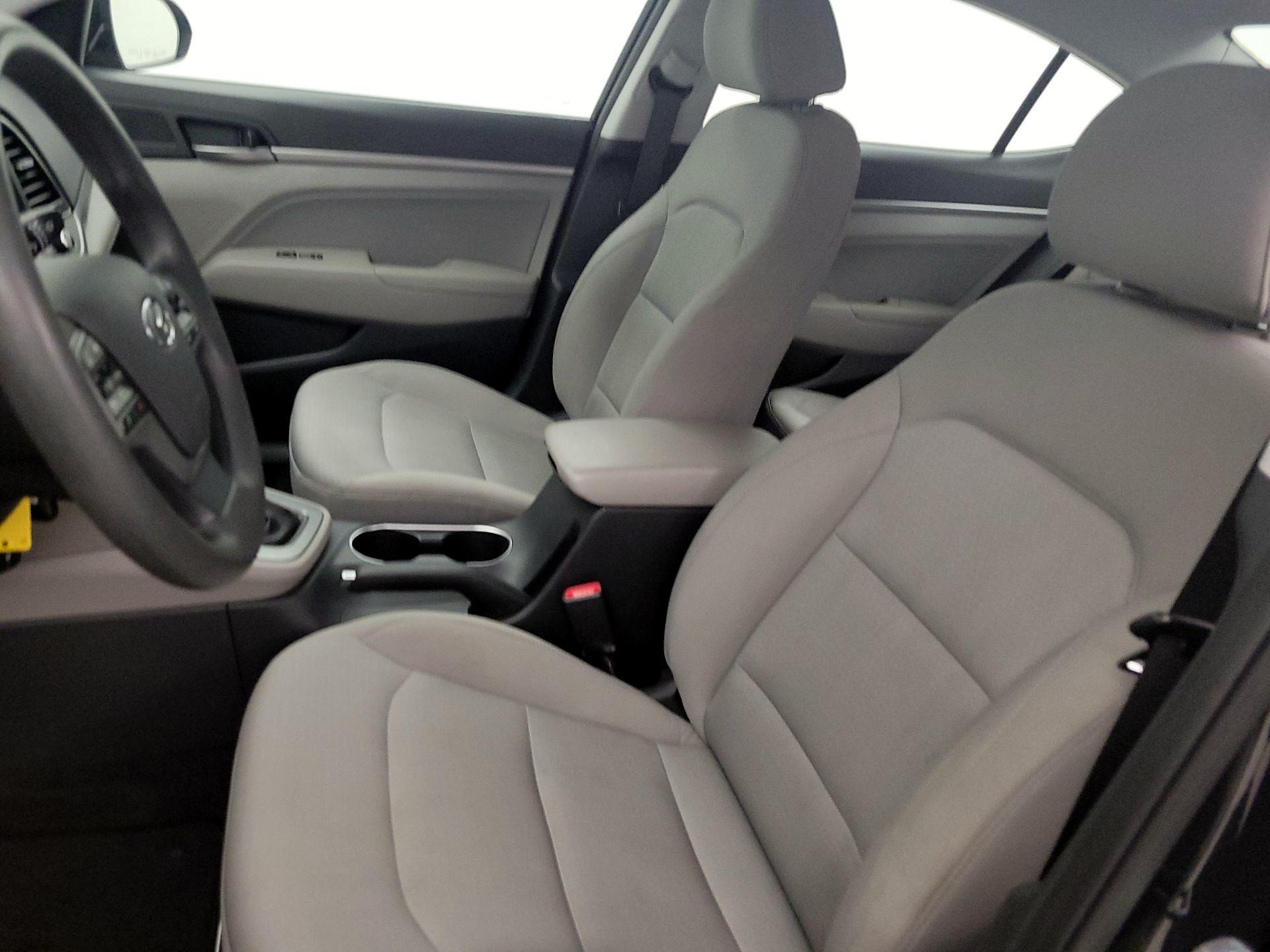 Thumbnail: 2017 Hyundai Elantra - 11