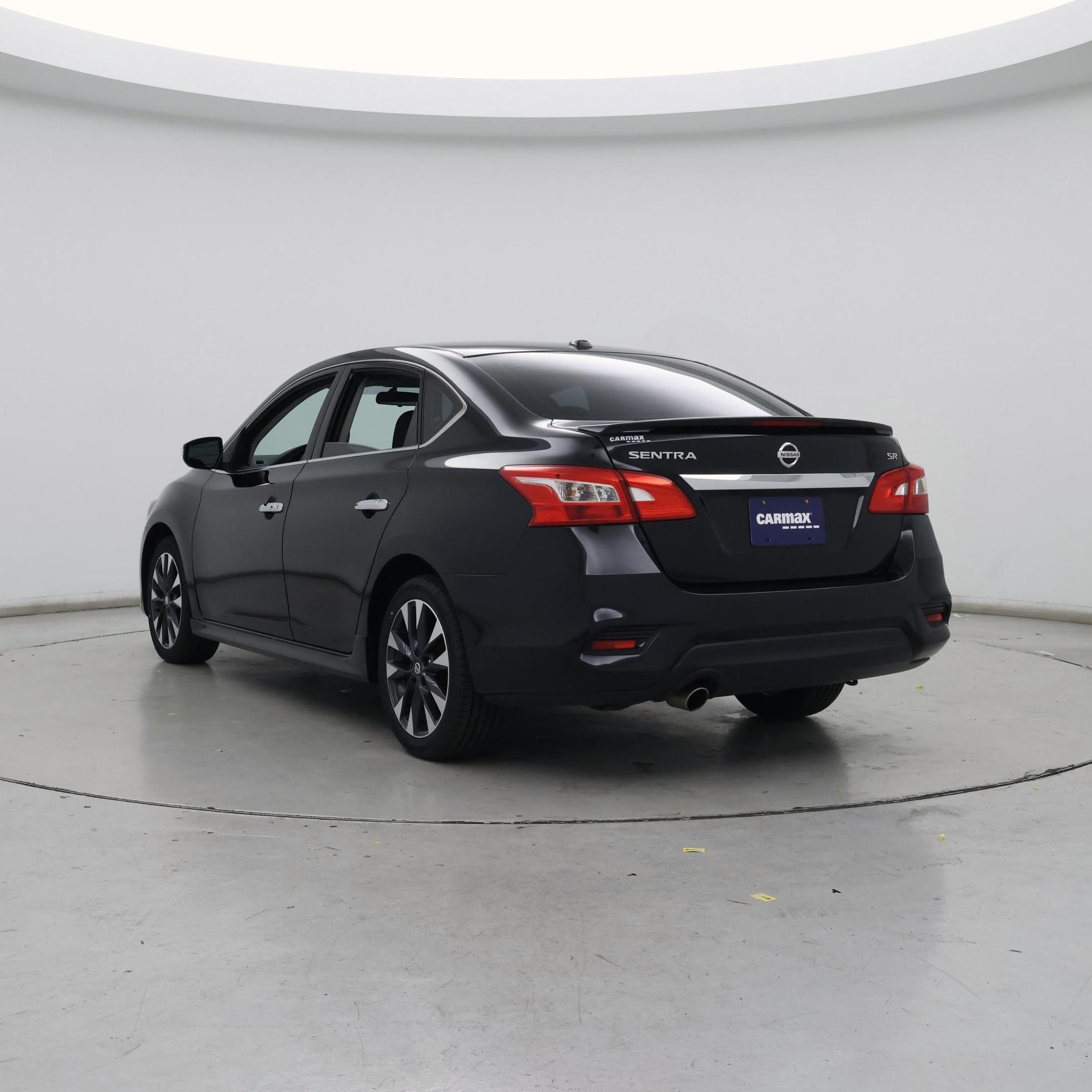 Thumbnail: 2016 Nissan Sentra - 2