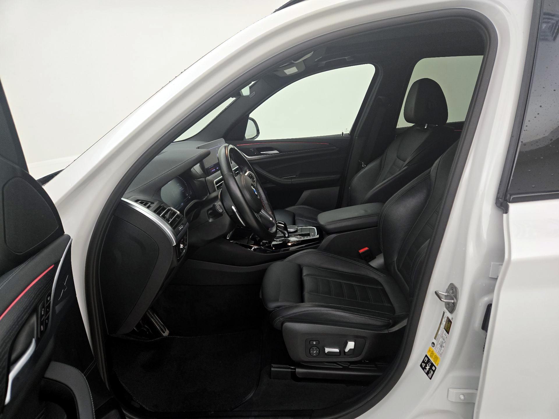 Thumbnail: 2023 BMW X3 - 11