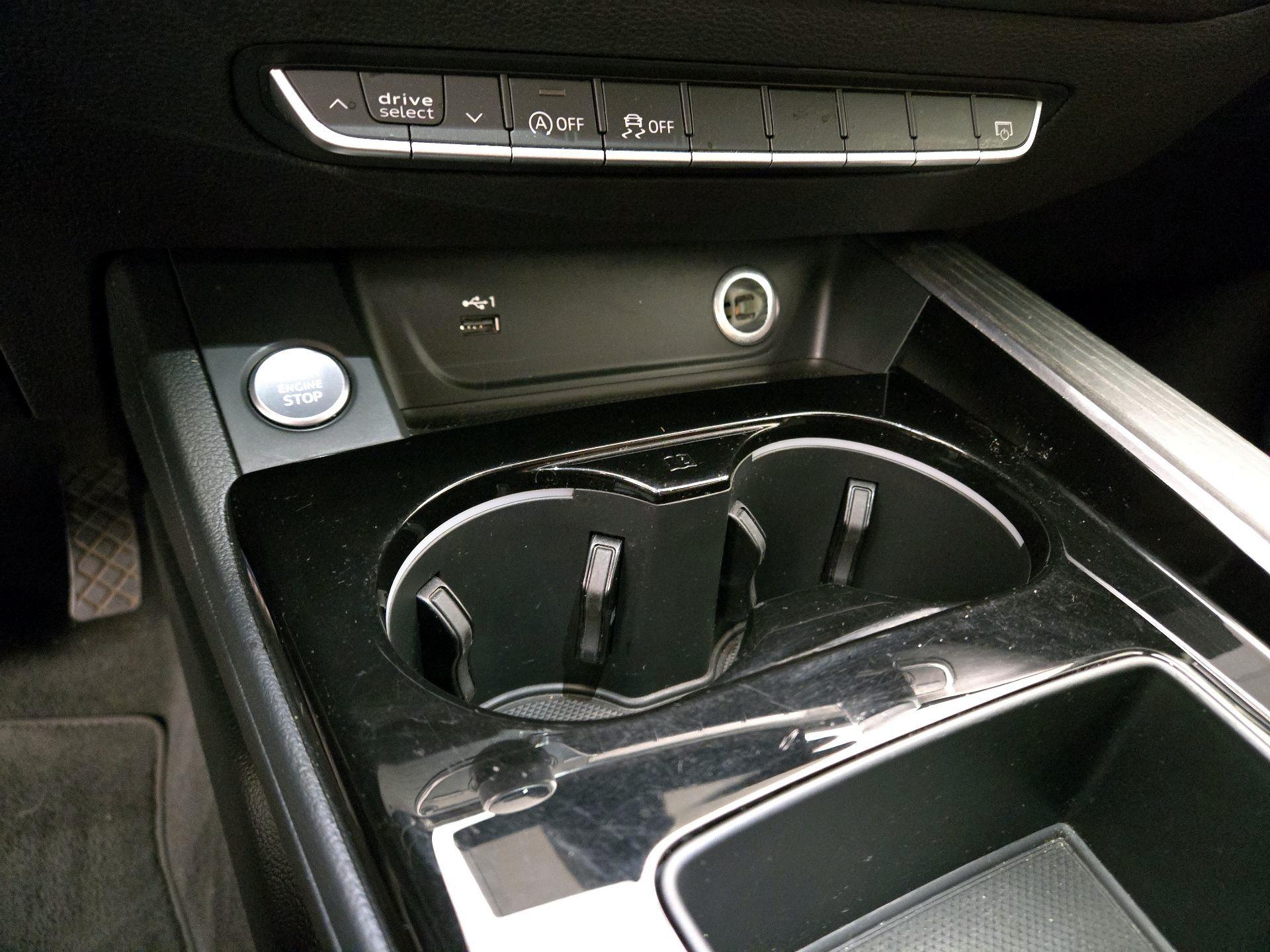 Thumbnail: 2020 Audi A4 - 18