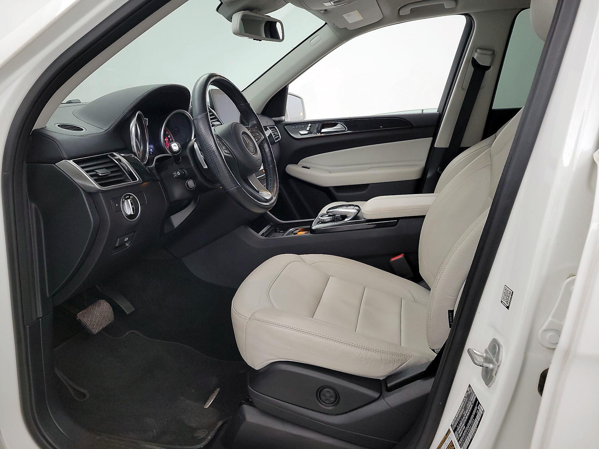 Thumbnail: 2017 Mercedes-Benz GLS - 11