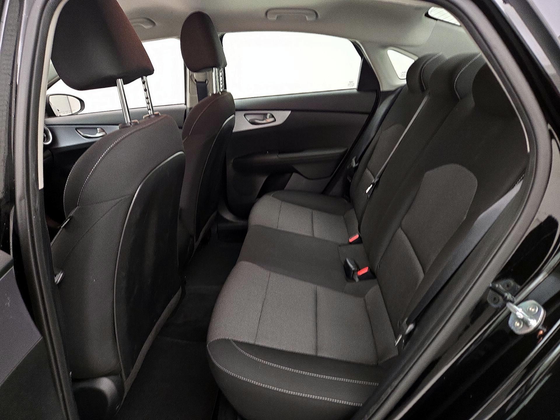 Thumbnail: 2022 Kia Forte - 19