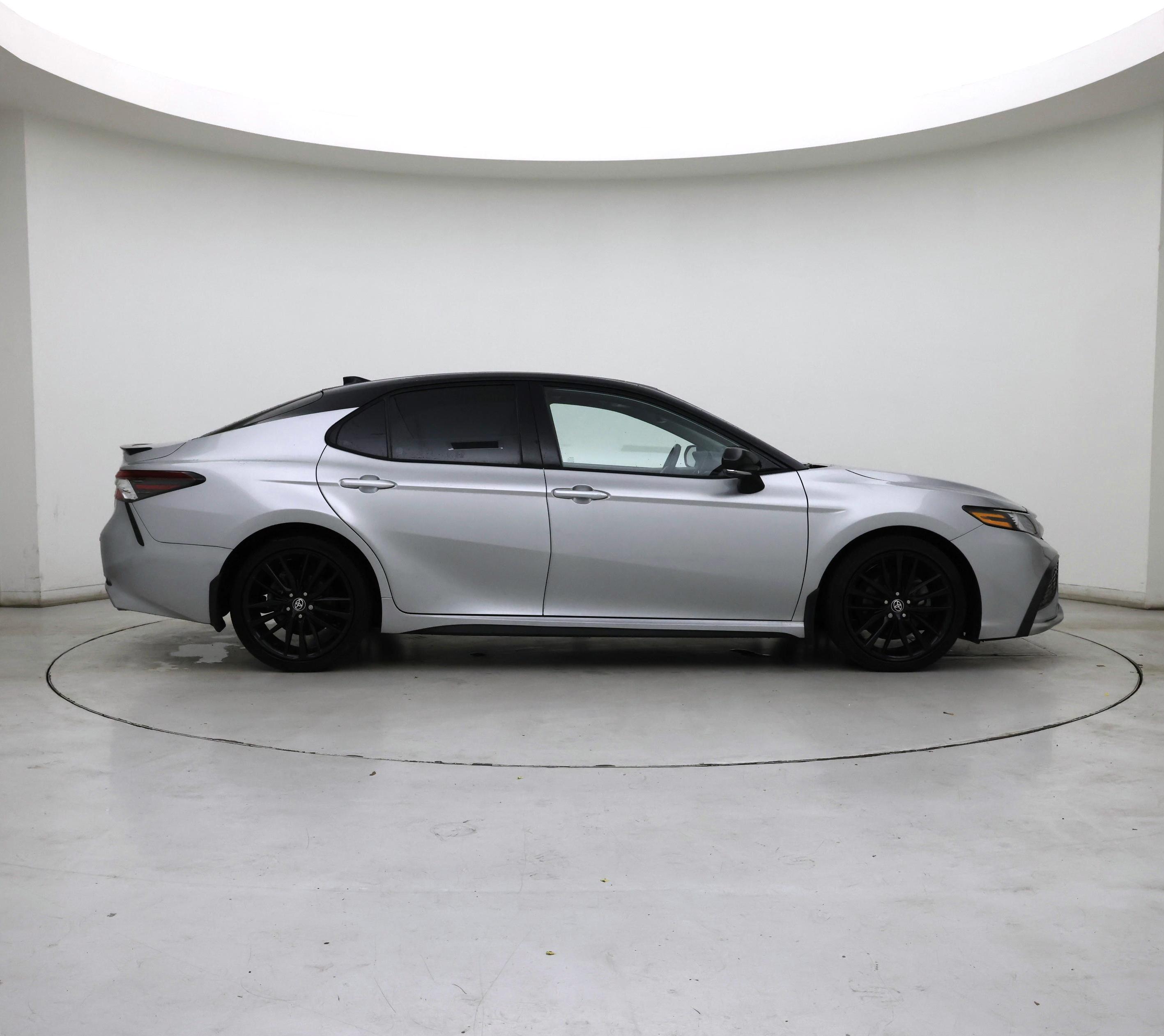 Thumbnail: 2023 Toyota Camry - 7