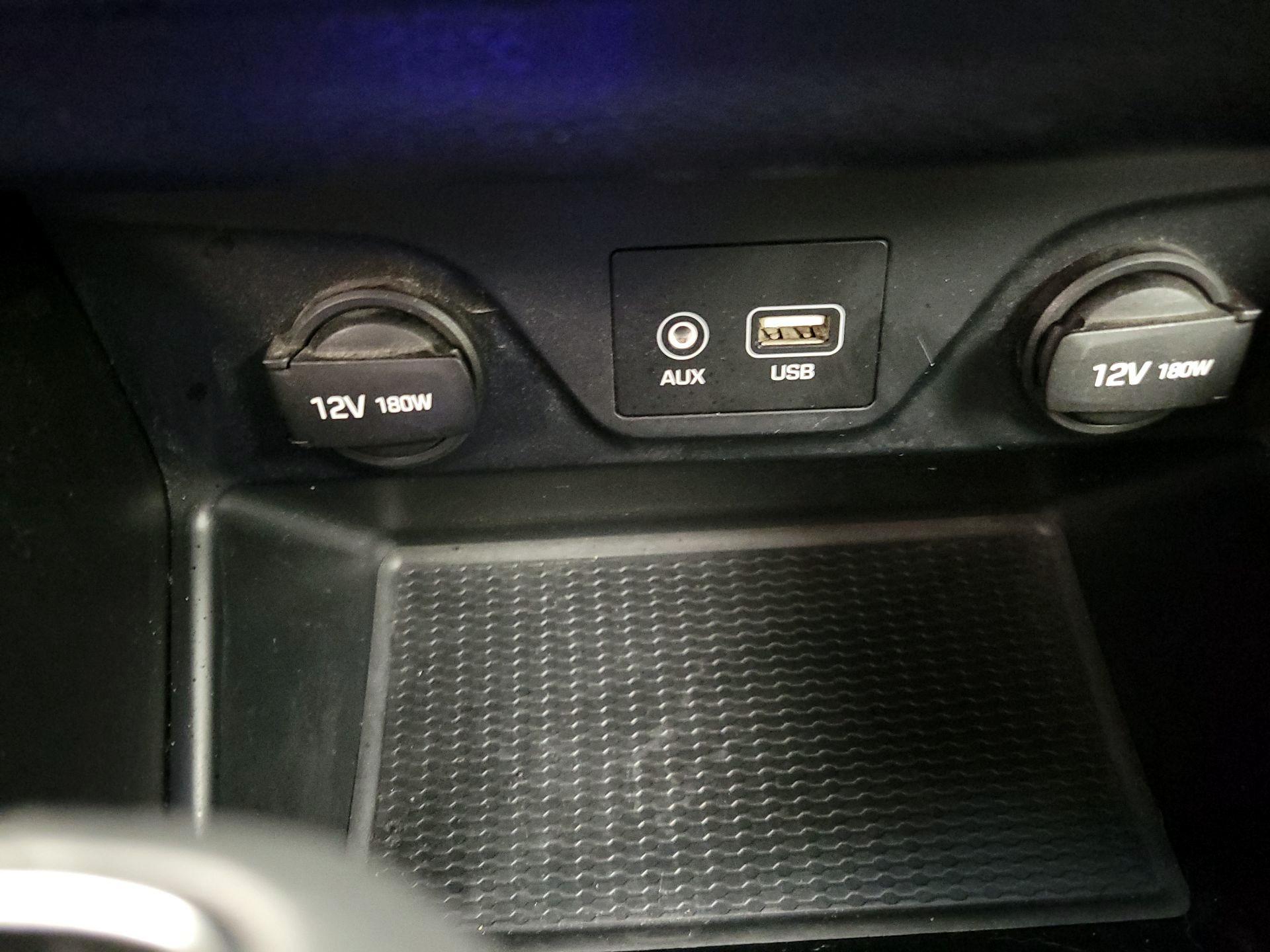 Thumbnail: 2016 Hyundai Tucson - 19