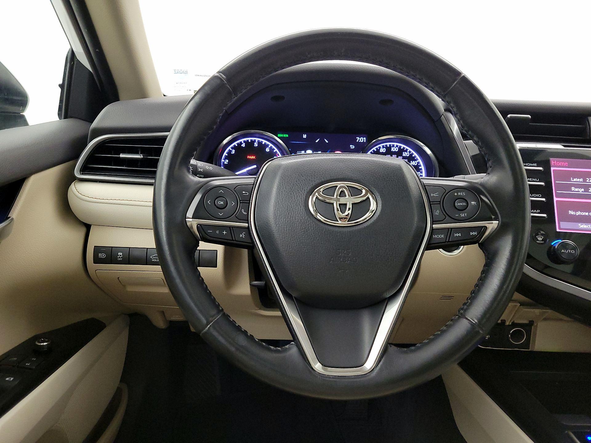 Thumbnail: 2019 Toyota Camry - 10