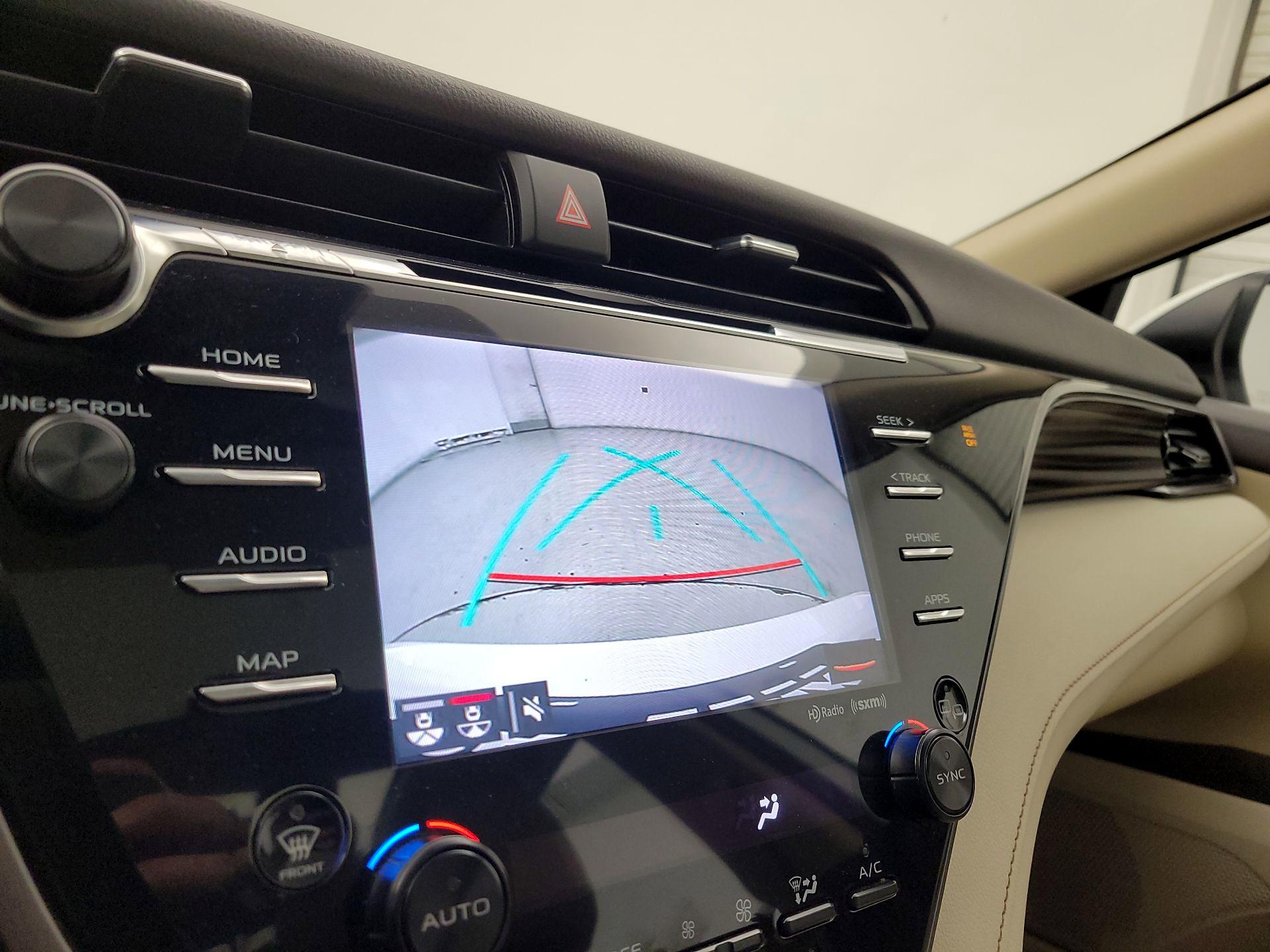 Thumbnail: 2019 Toyota Camry - 14