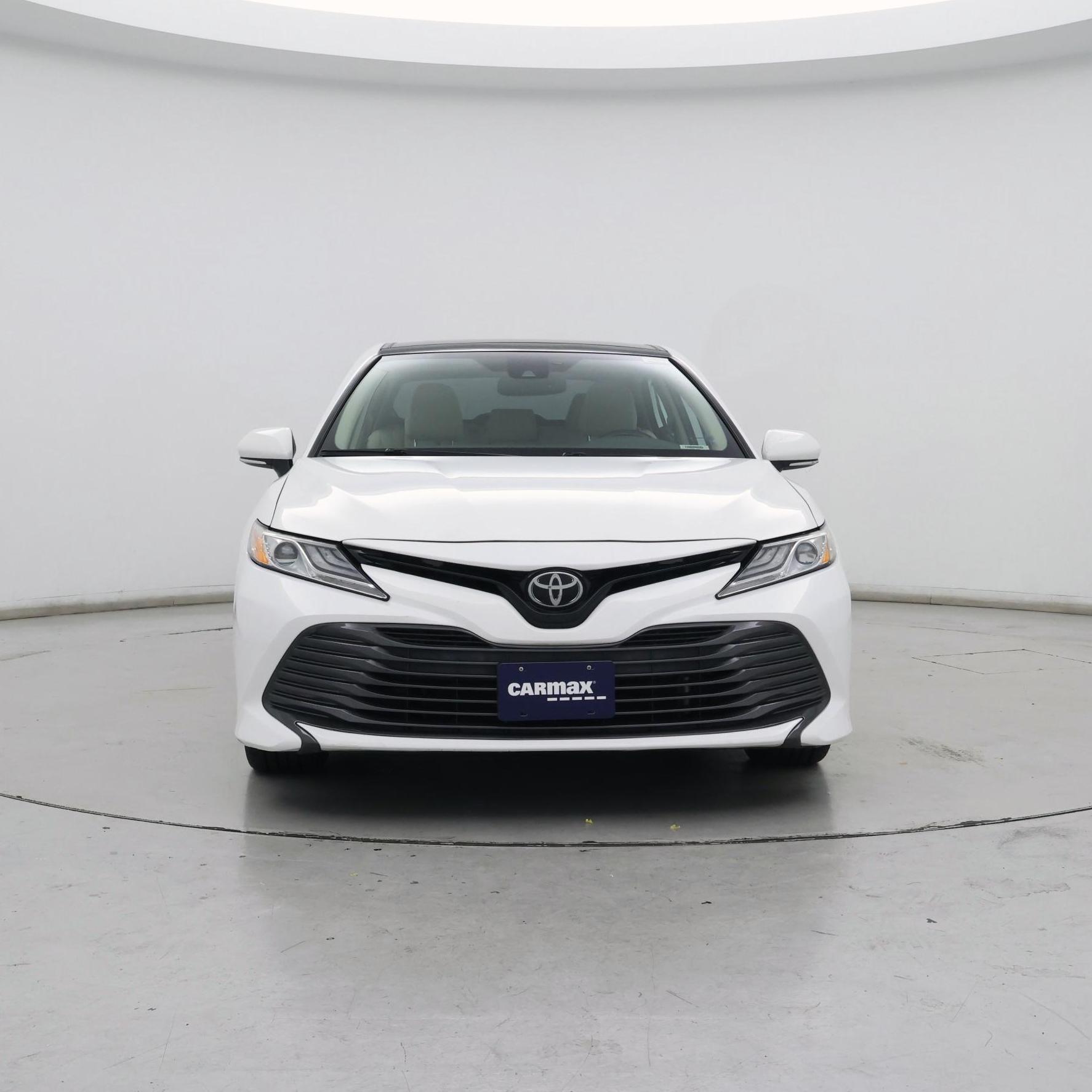 Thumbnail: 2019 Toyota Camry - 5