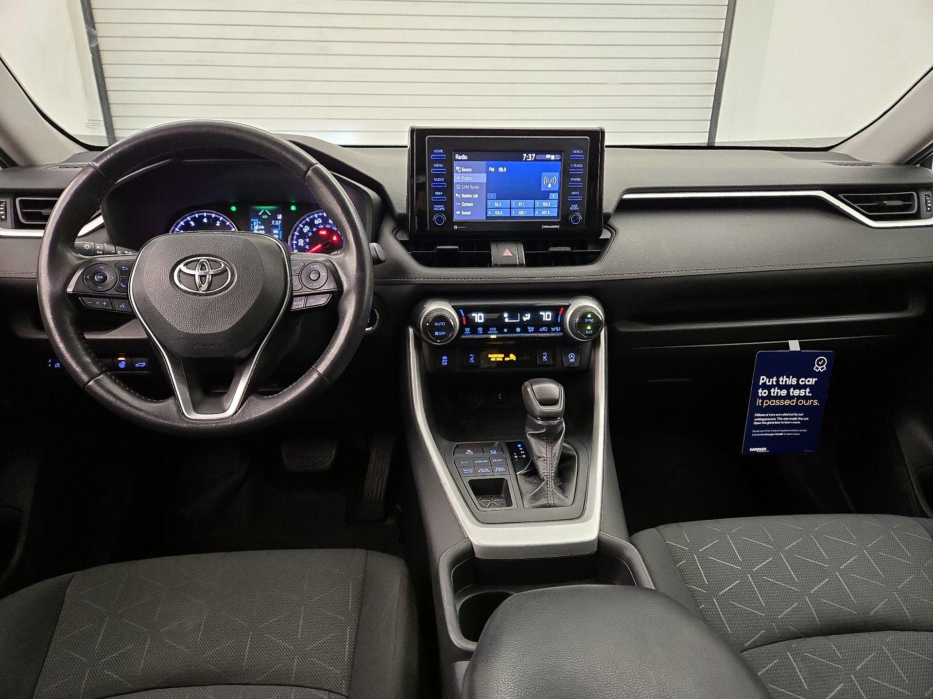 Thumbnail: 2021 Toyota RAV4 - 9