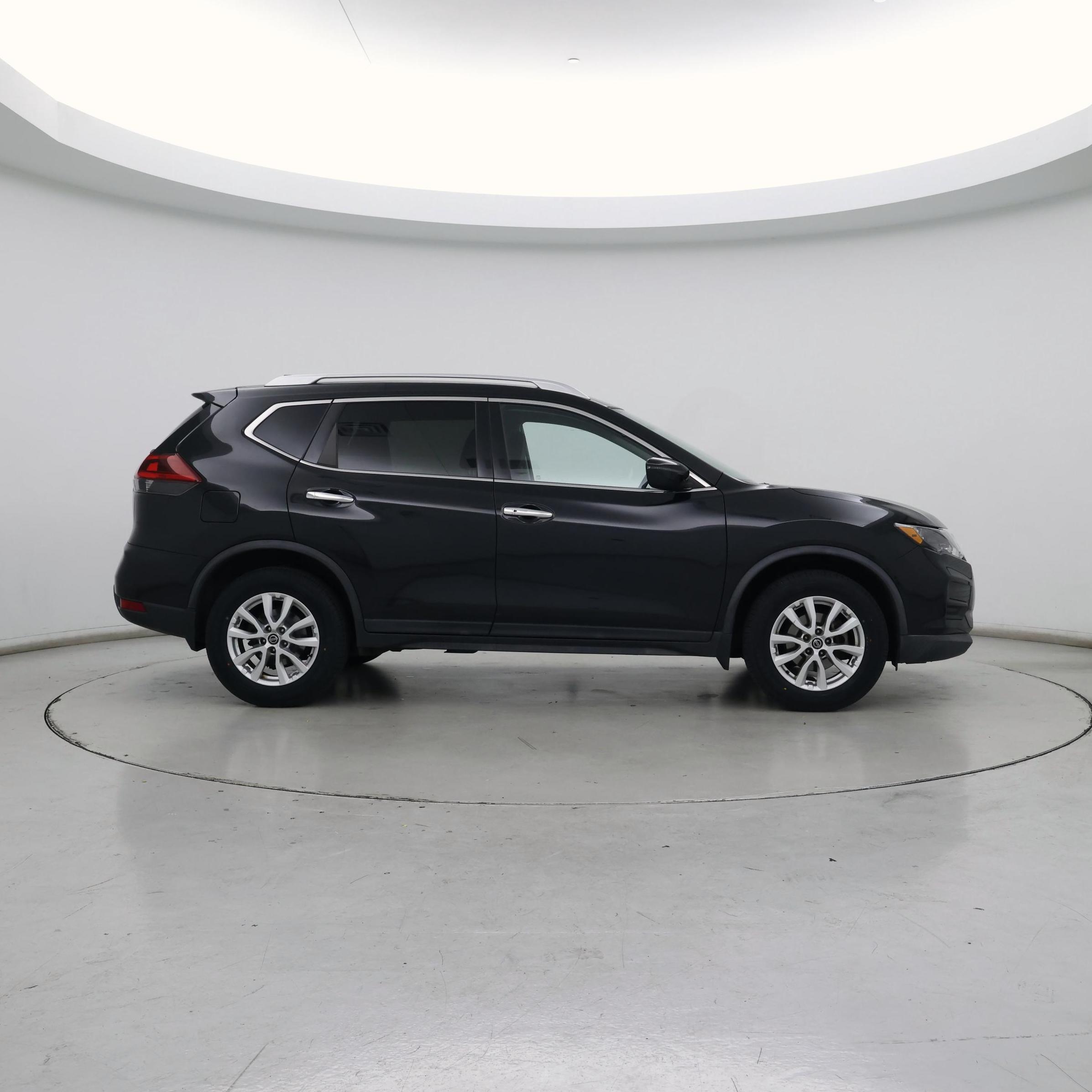 Thumbnail: 2018 Nissan Rogue - 7