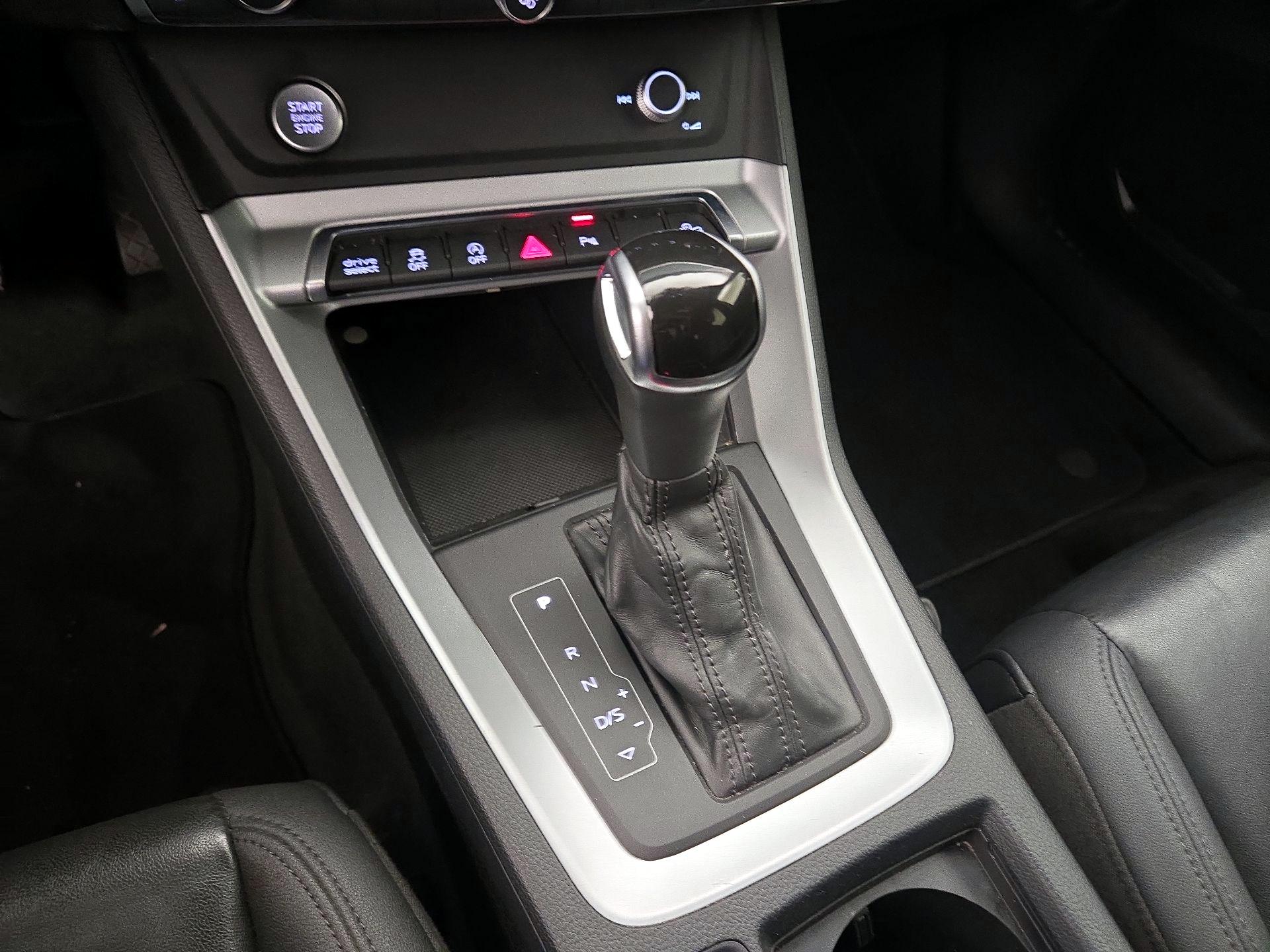 Thumbnail: 2020 Audi Q3 - 17