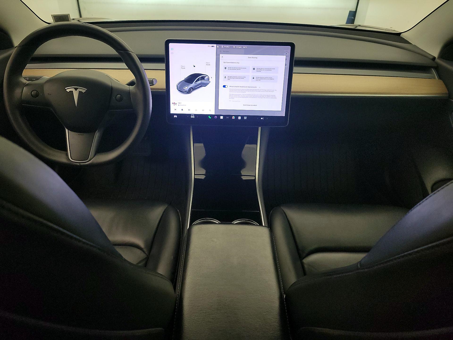 Thumbnail: 2020 Tesla Model 3 - 9