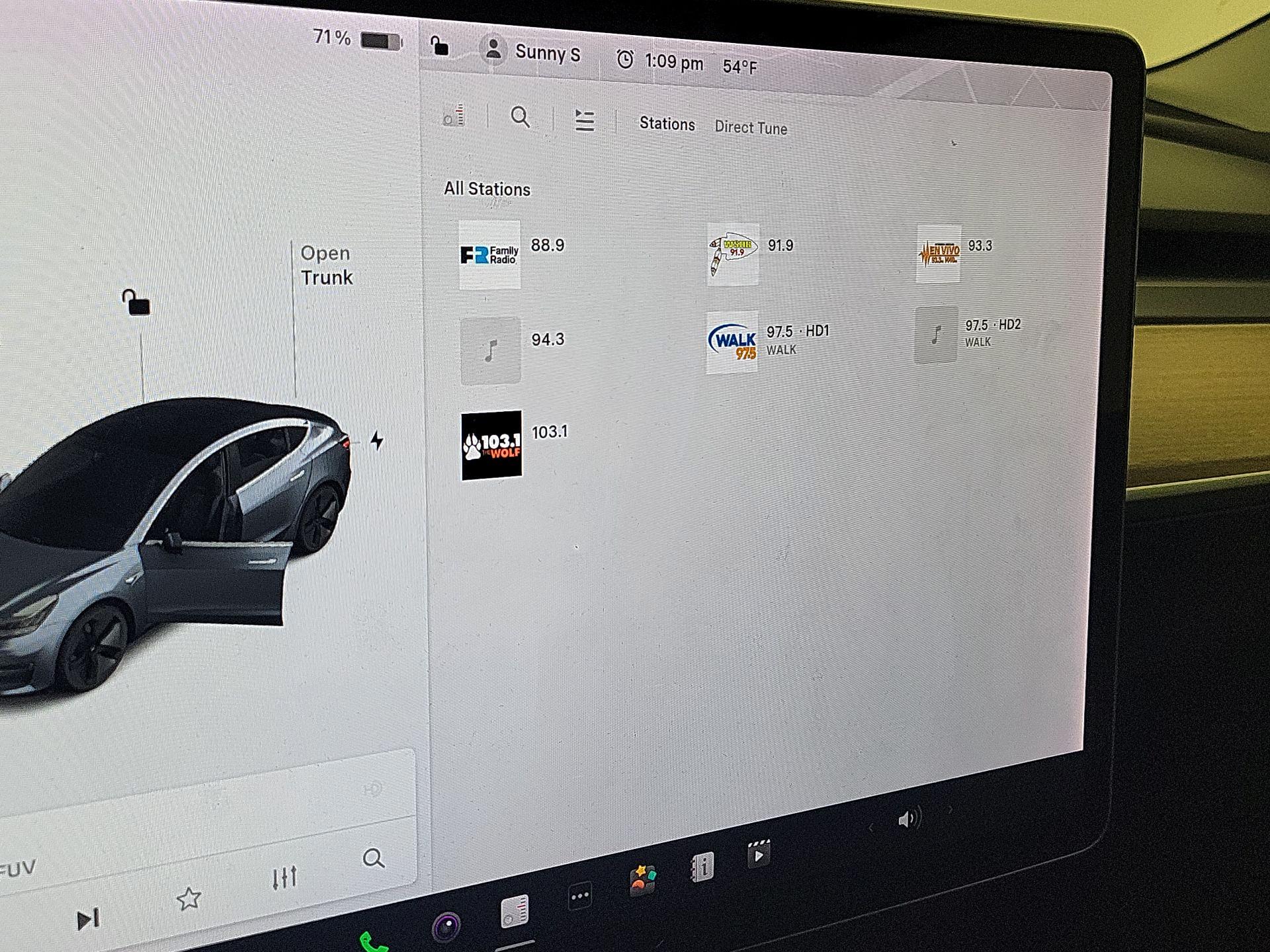 Thumbnail: 2020 Tesla Model 3 - 15