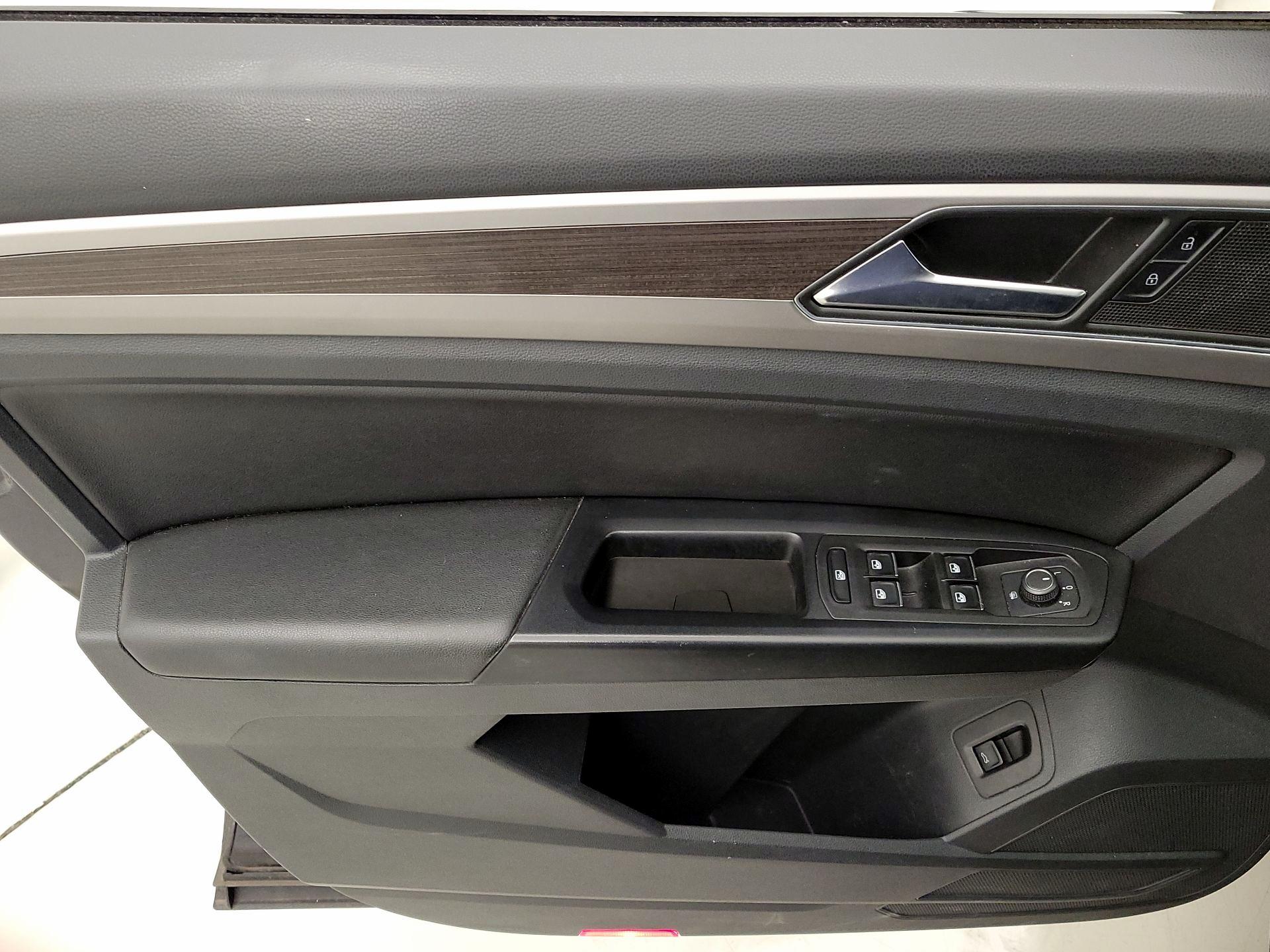 Thumbnail: 2019 Volkswagen Atlas - 12