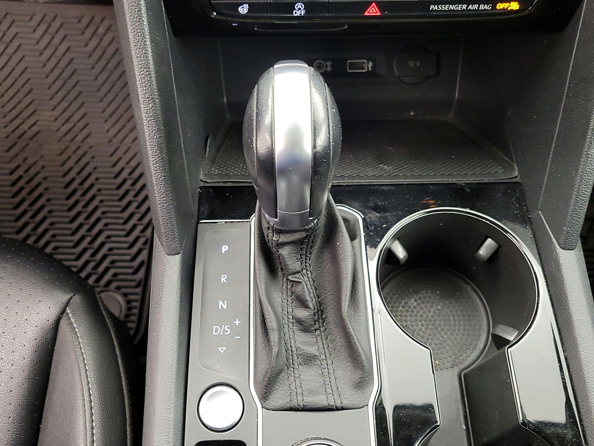 Thumbnail: 2019 Volkswagen Atlas - 18
