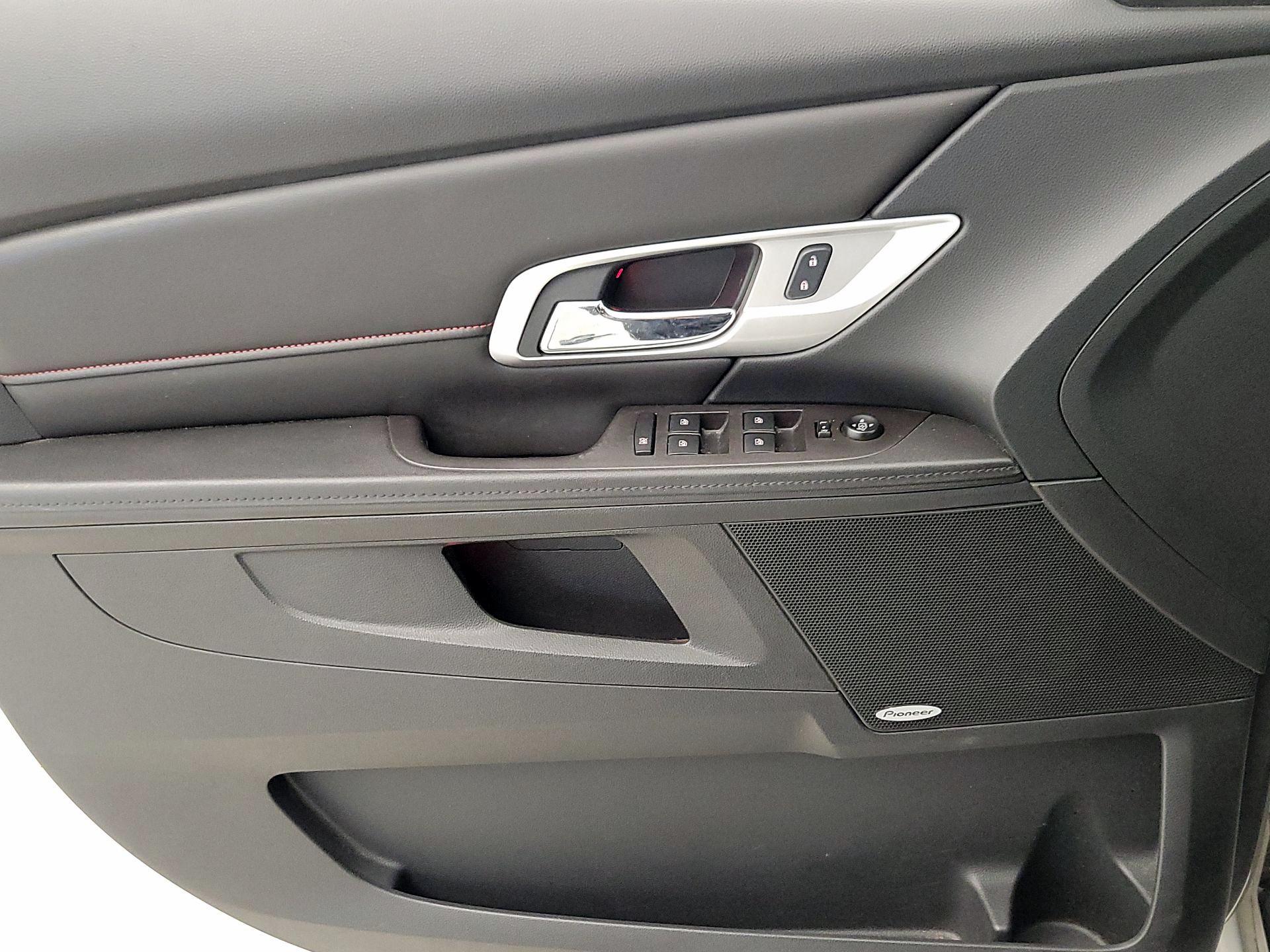 Thumbnail: 2016 GMC Terrain - 12