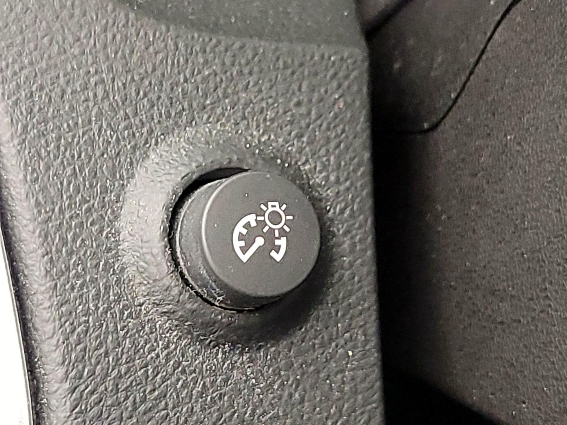 Thumbnail: 2016 GMC Terrain - 13