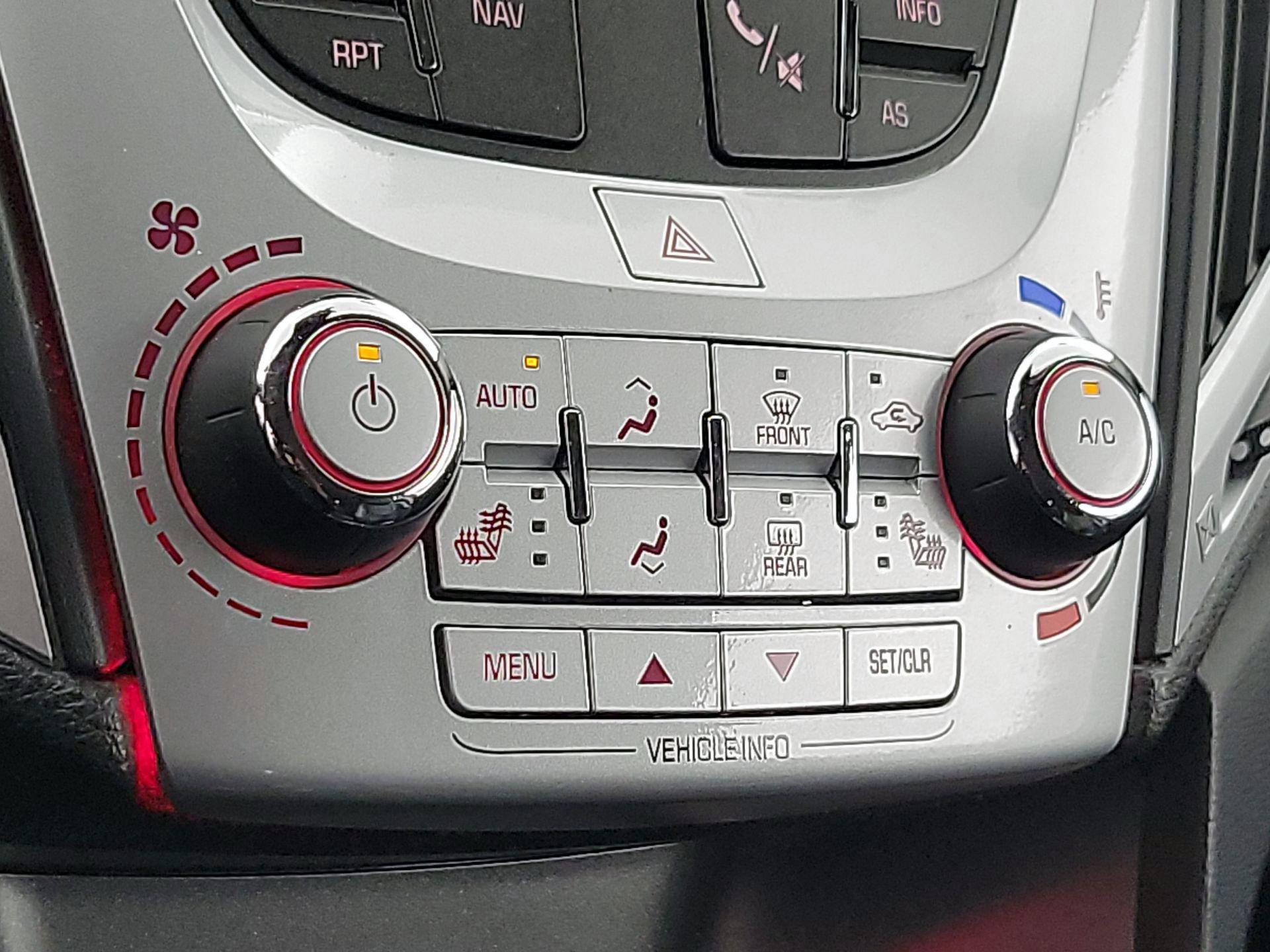 Thumbnail: 2016 GMC Terrain - 17