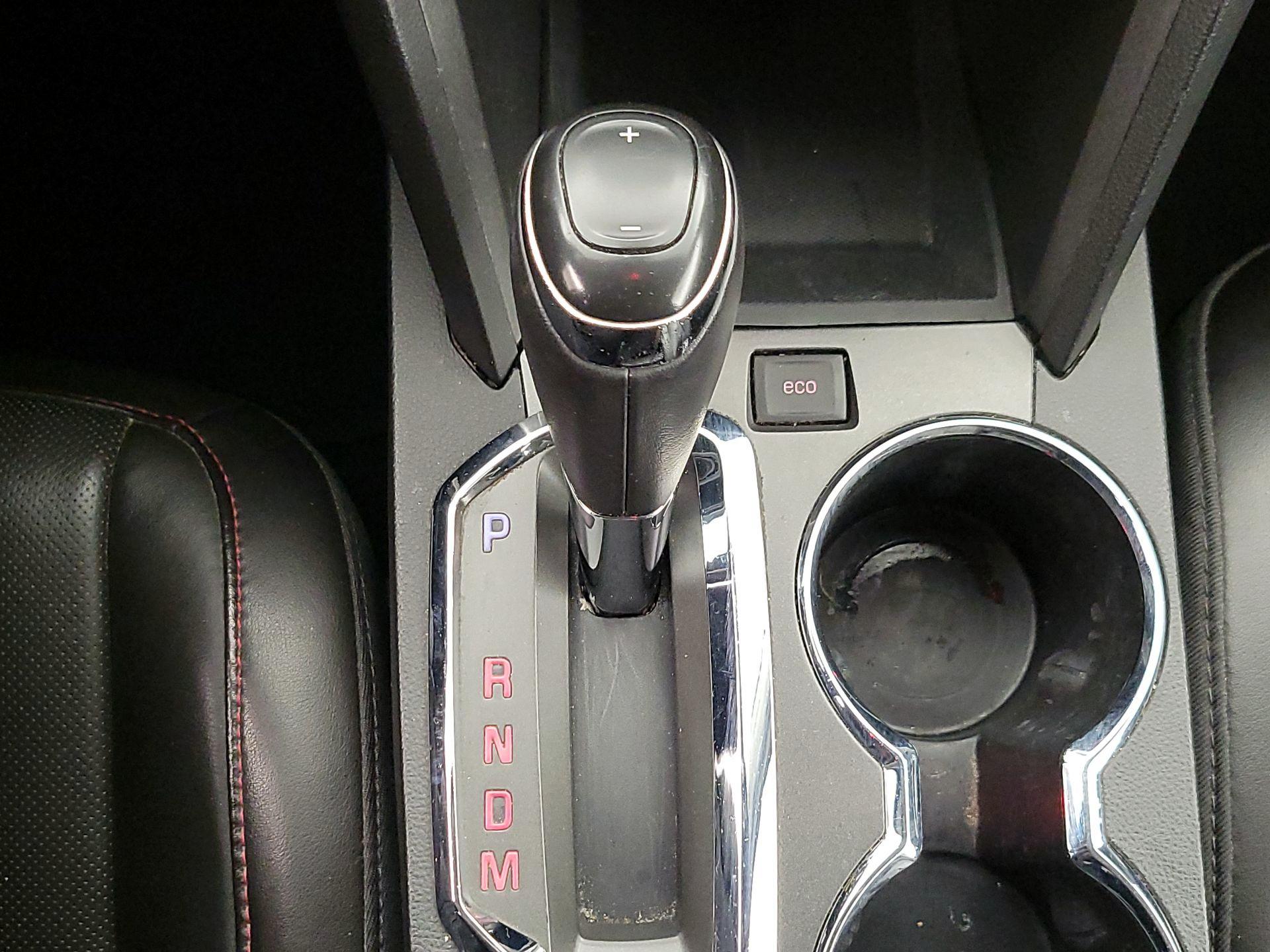 Thumbnail: 2016 GMC Terrain - 18