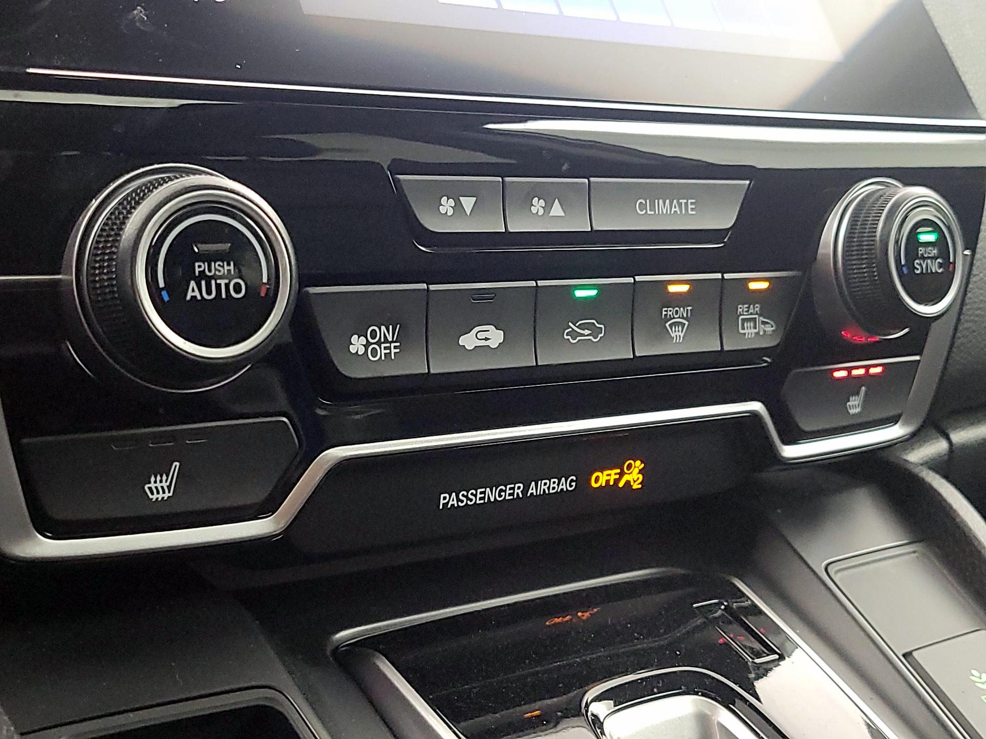 Thumbnail: 2019 Honda CR-V - 17