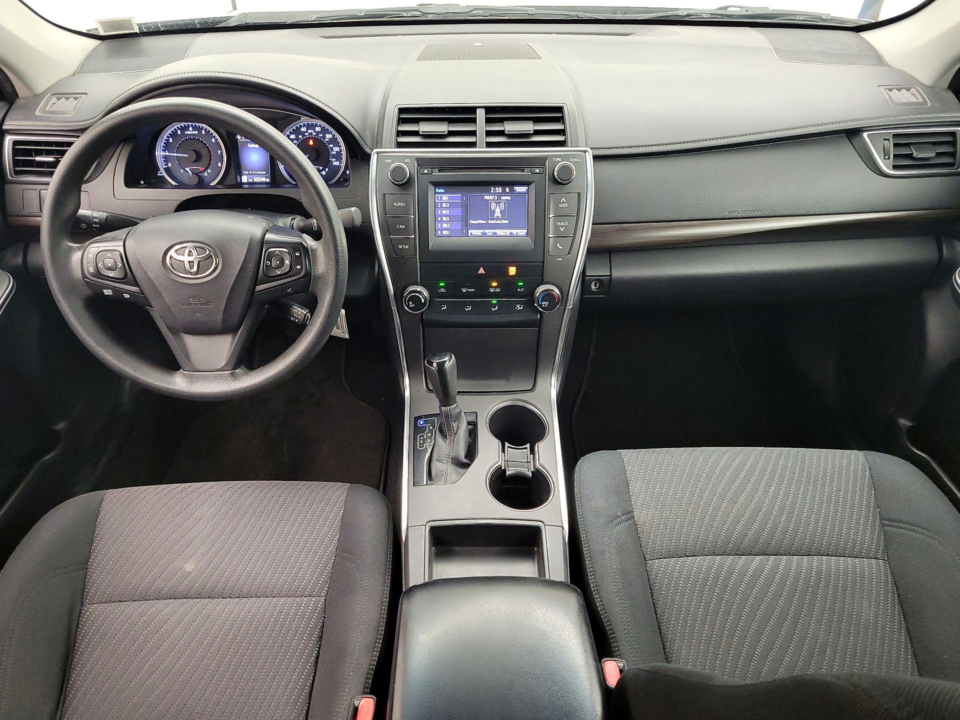 Thumbnail: 2016 Toyota Camry - 9