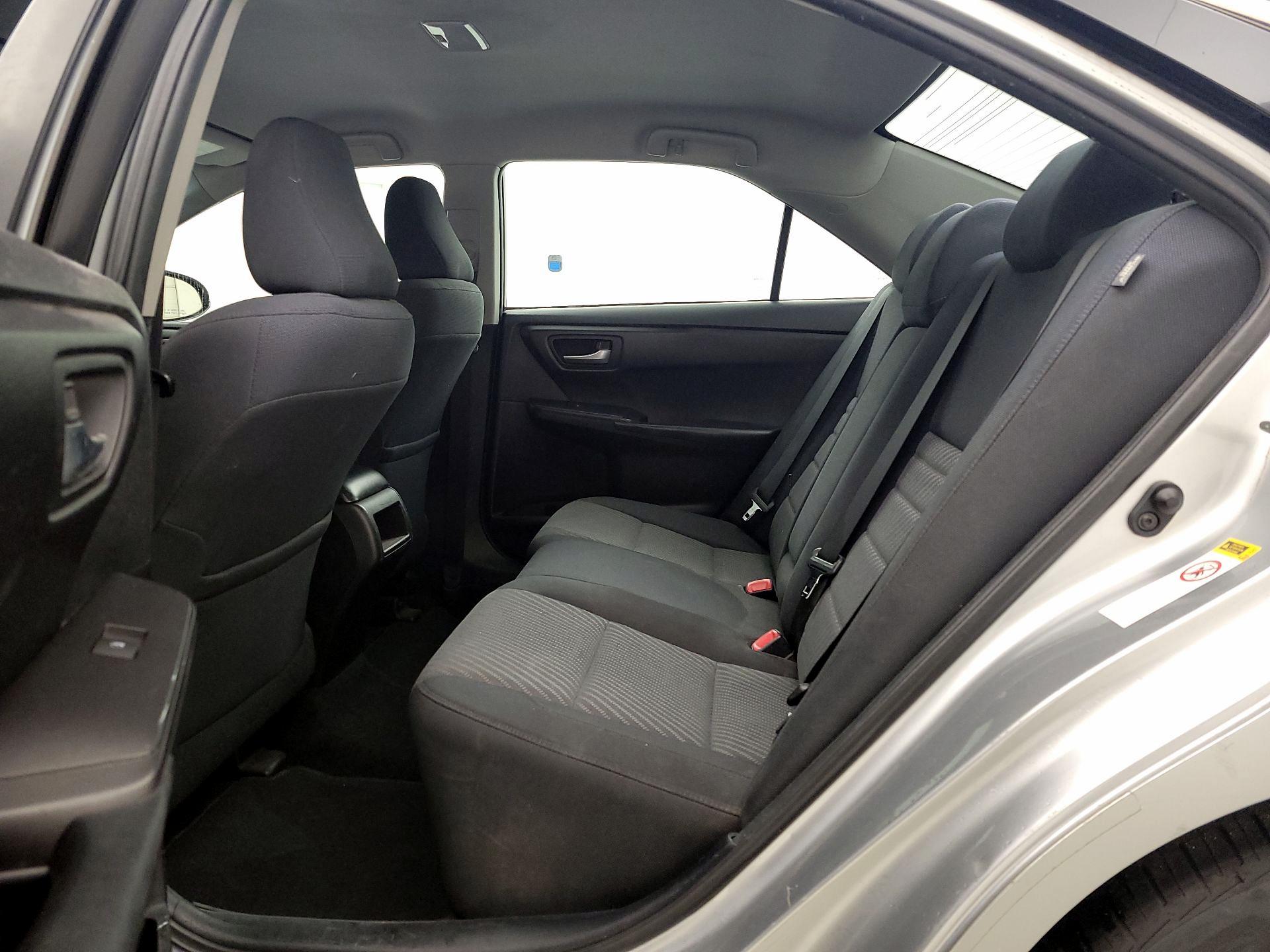 Thumbnail: 2016 Toyota Camry - 19