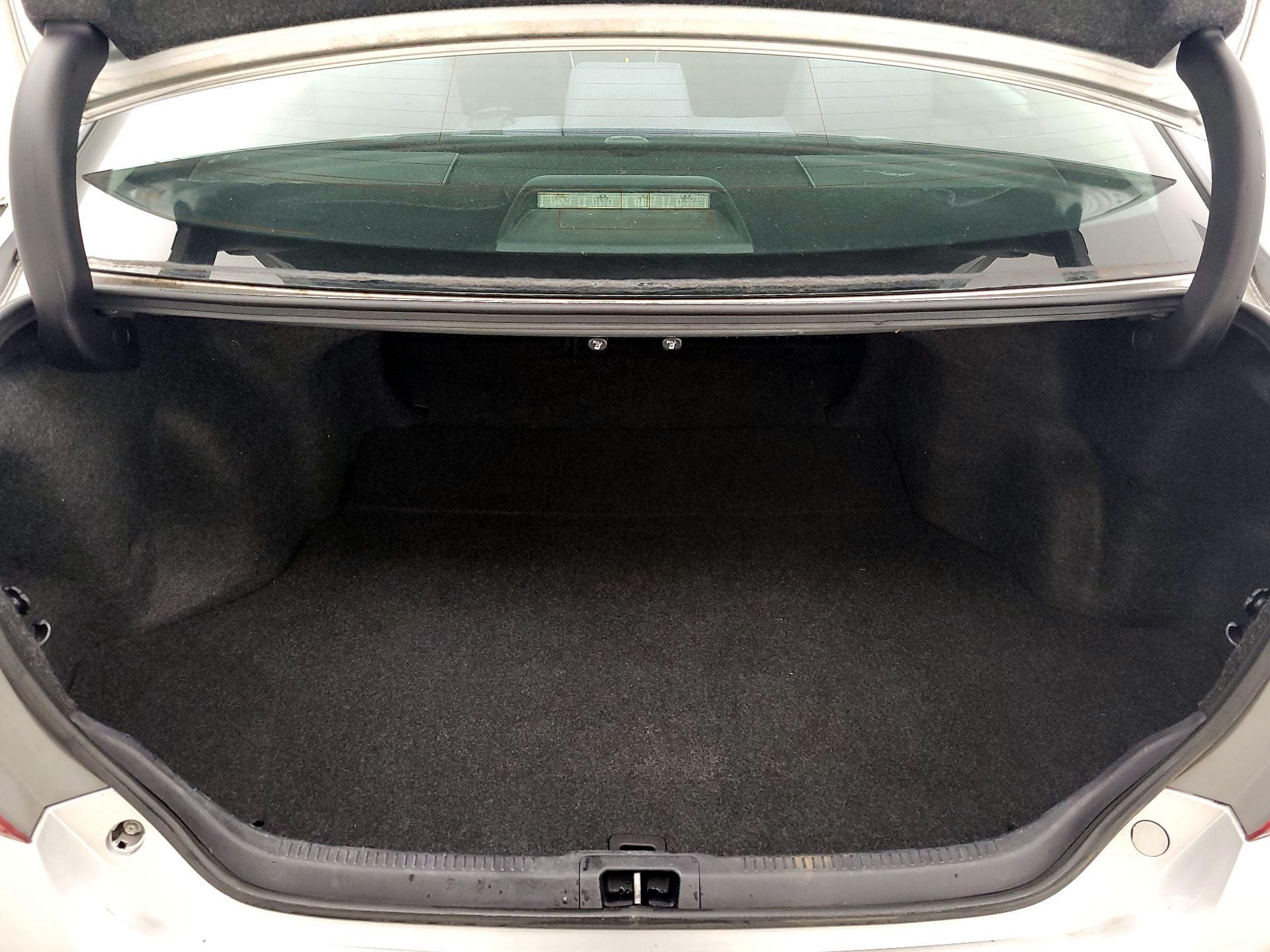Thumbnail: 2016 Toyota Camry - 20