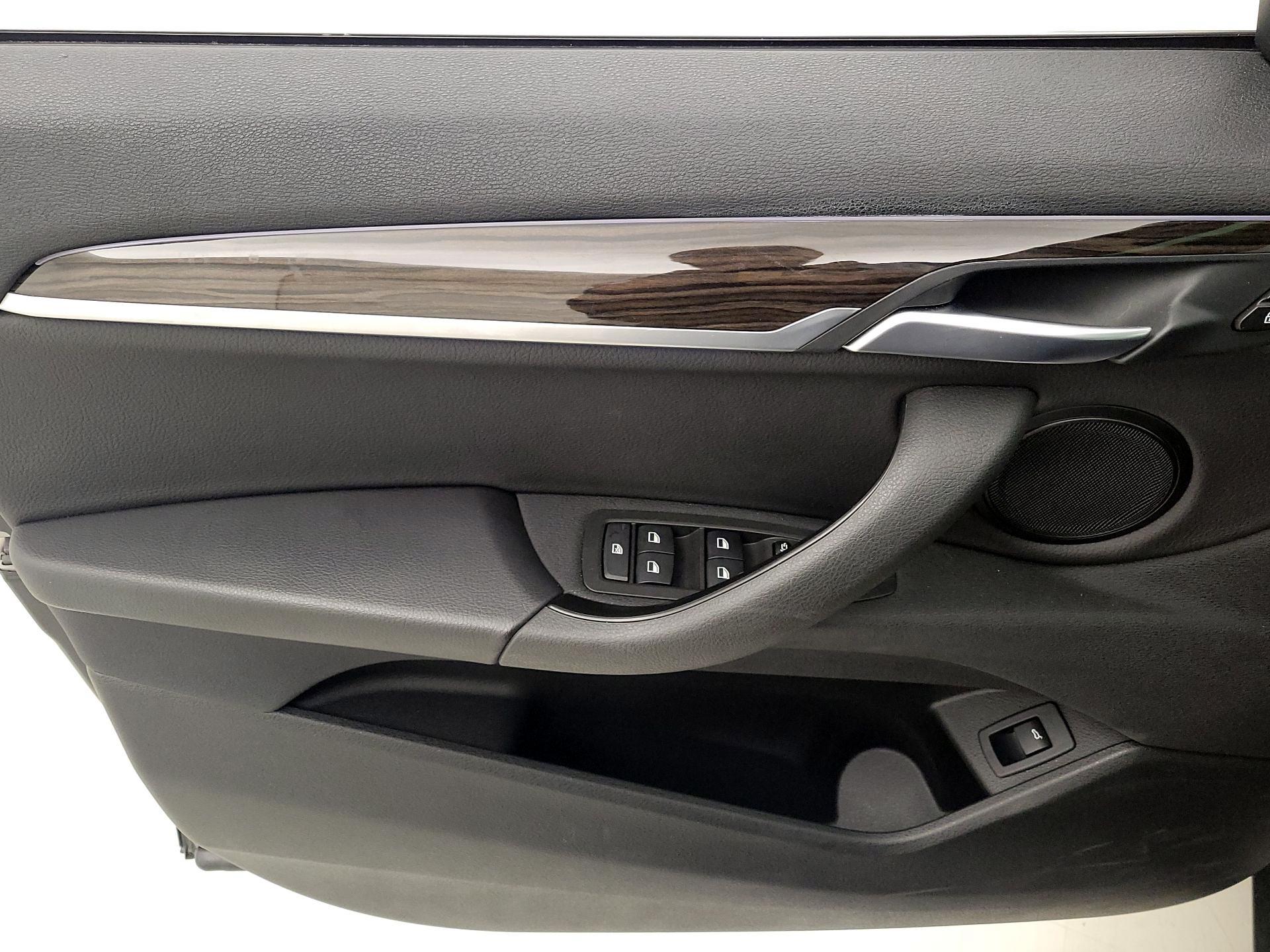 Thumbnail: 2020 BMW X2 - 12