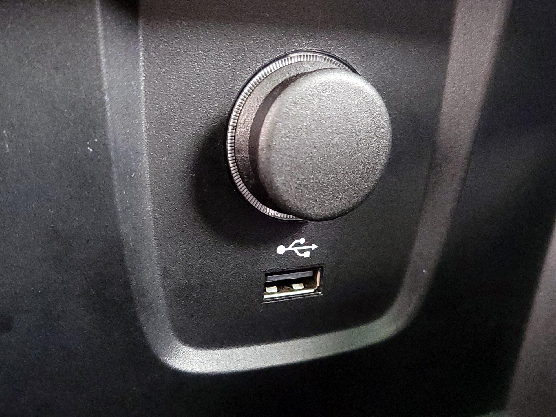 Thumbnail: 2020 BMW X2 - 19