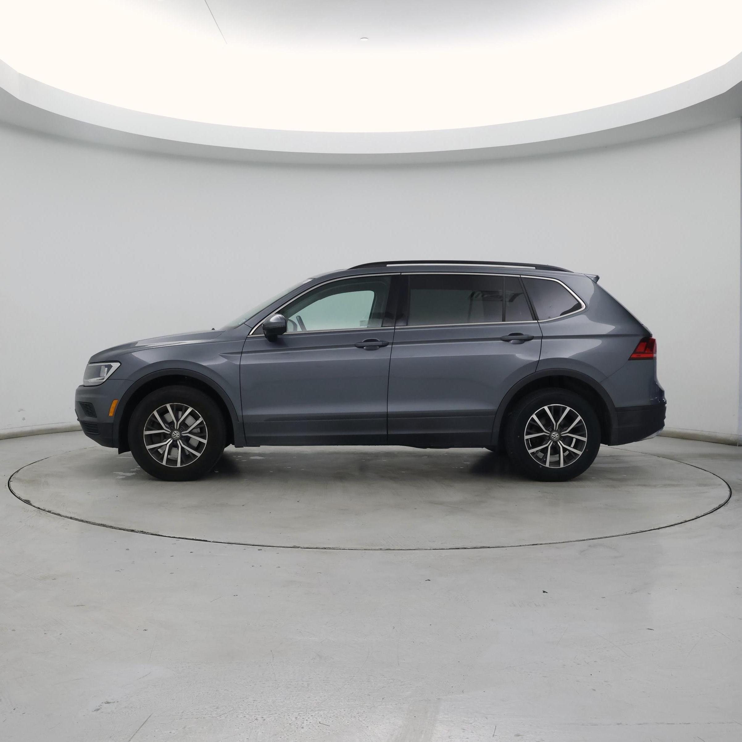 Thumbnail: 2019 Volkswagen Tiguan - 3