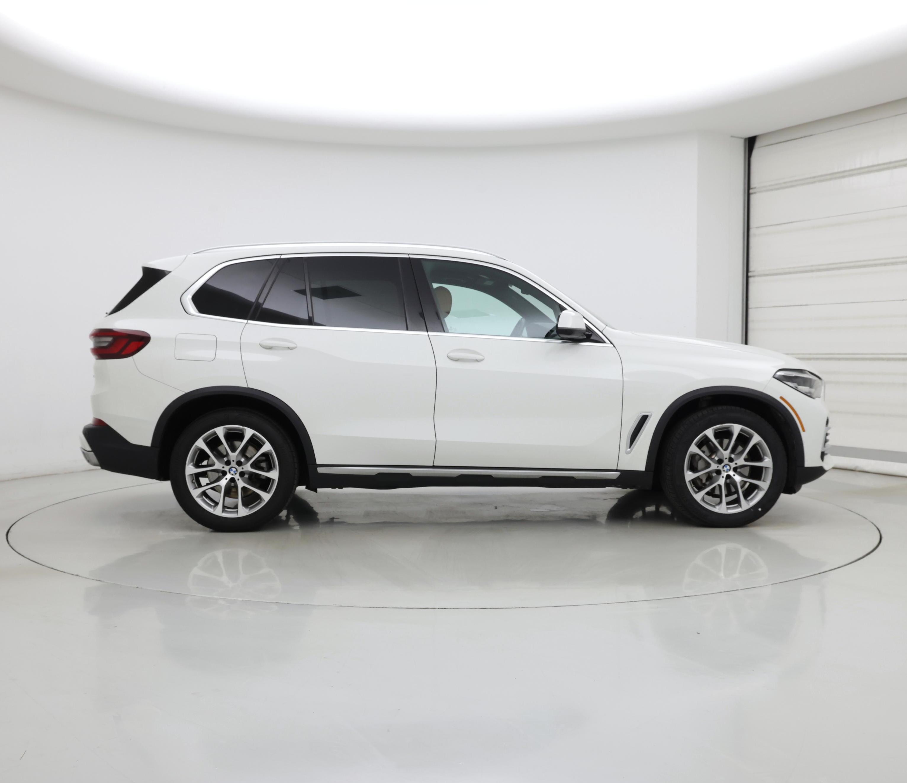 Thumbnail: 2023 BMW X5 - 7