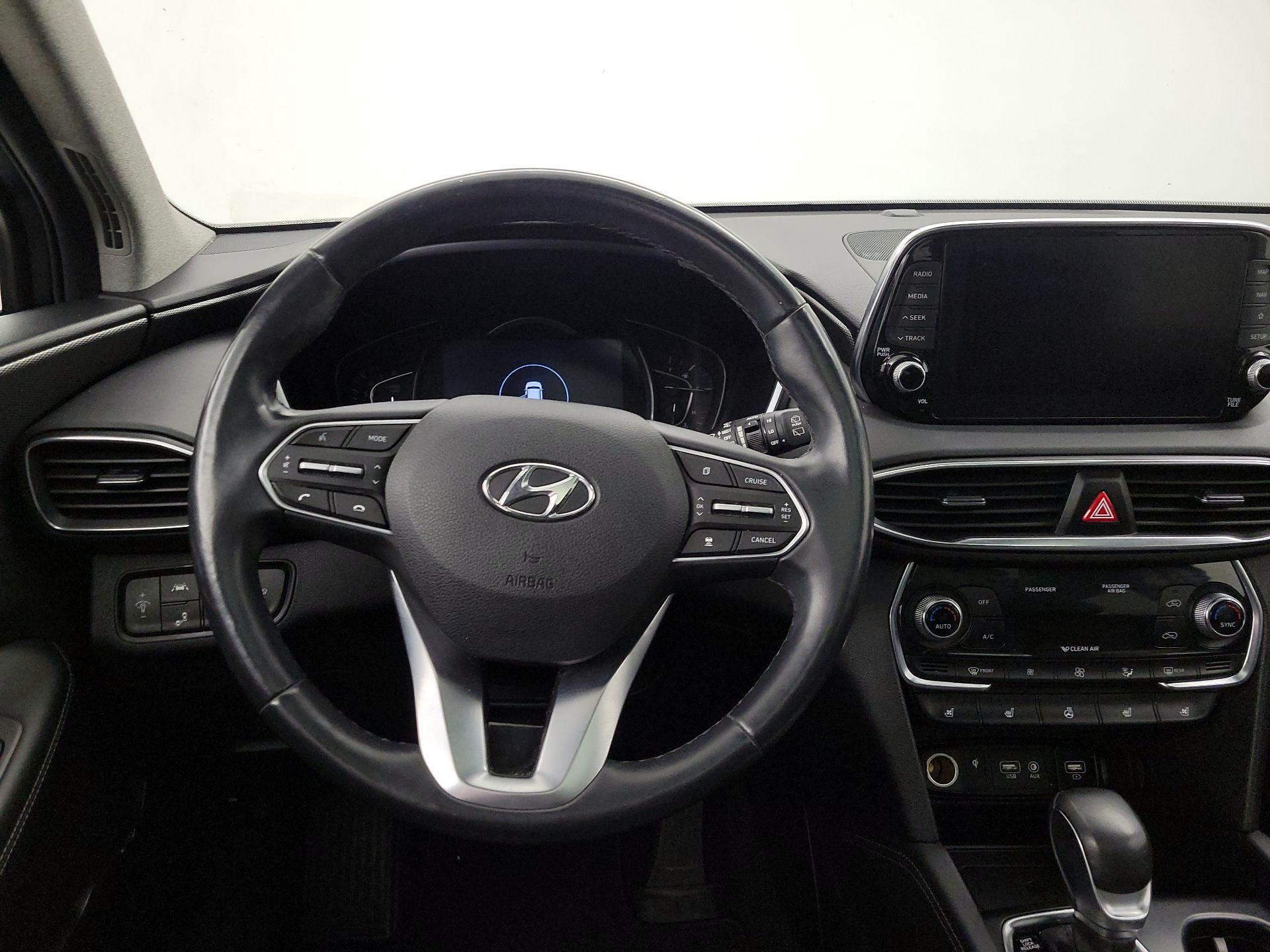 Thumbnail: 2019 Hyundai Santa Fe - 10