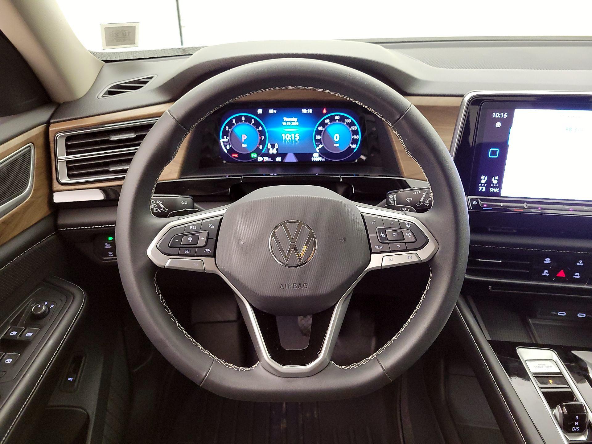 Thumbnail: 2024 Volkswagen Atlas - 10