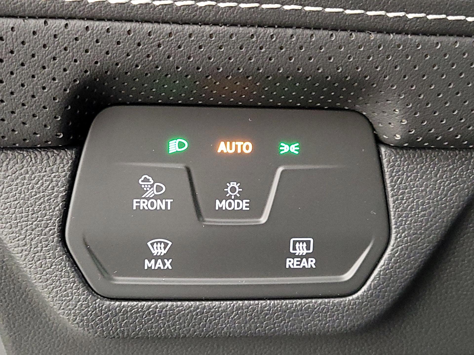 Thumbnail: 2024 Volkswagen Atlas - 13