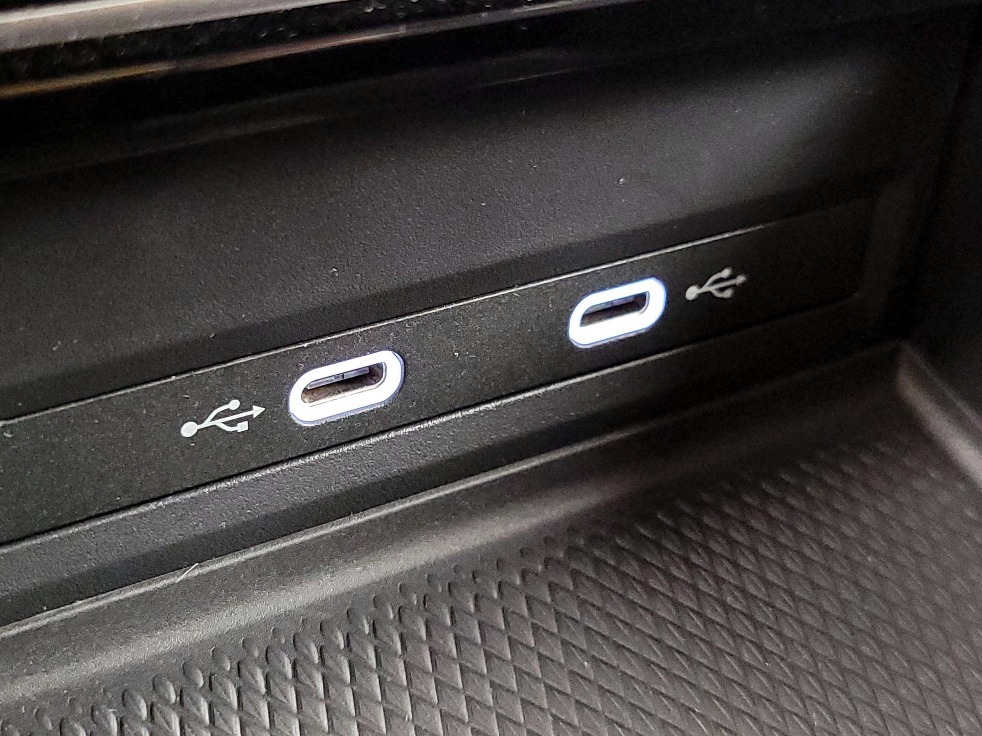 Thumbnail: 2024 Volkswagen Atlas - 18