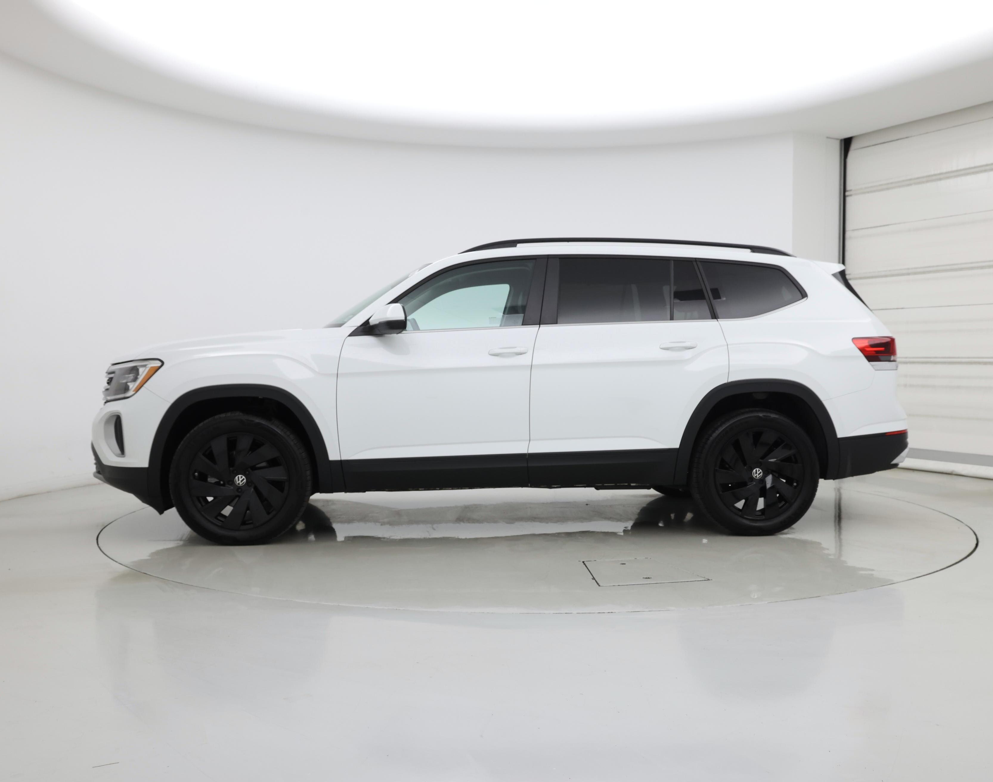 Thumbnail: 2024 Volkswagen Atlas - 3