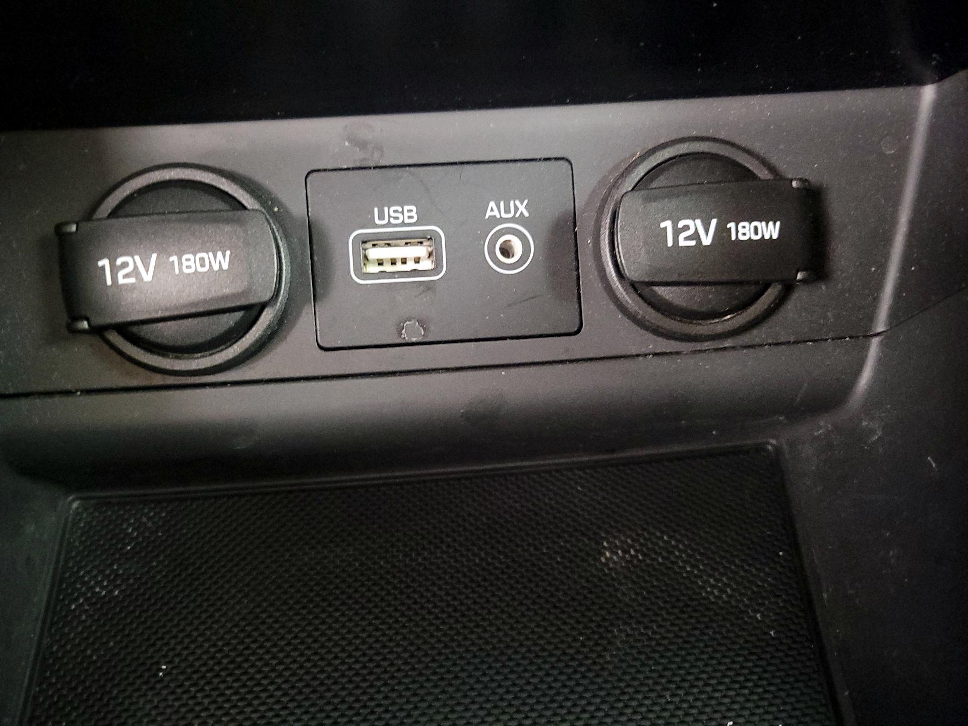 Thumbnail: 2017 Hyundai Sonata - 18