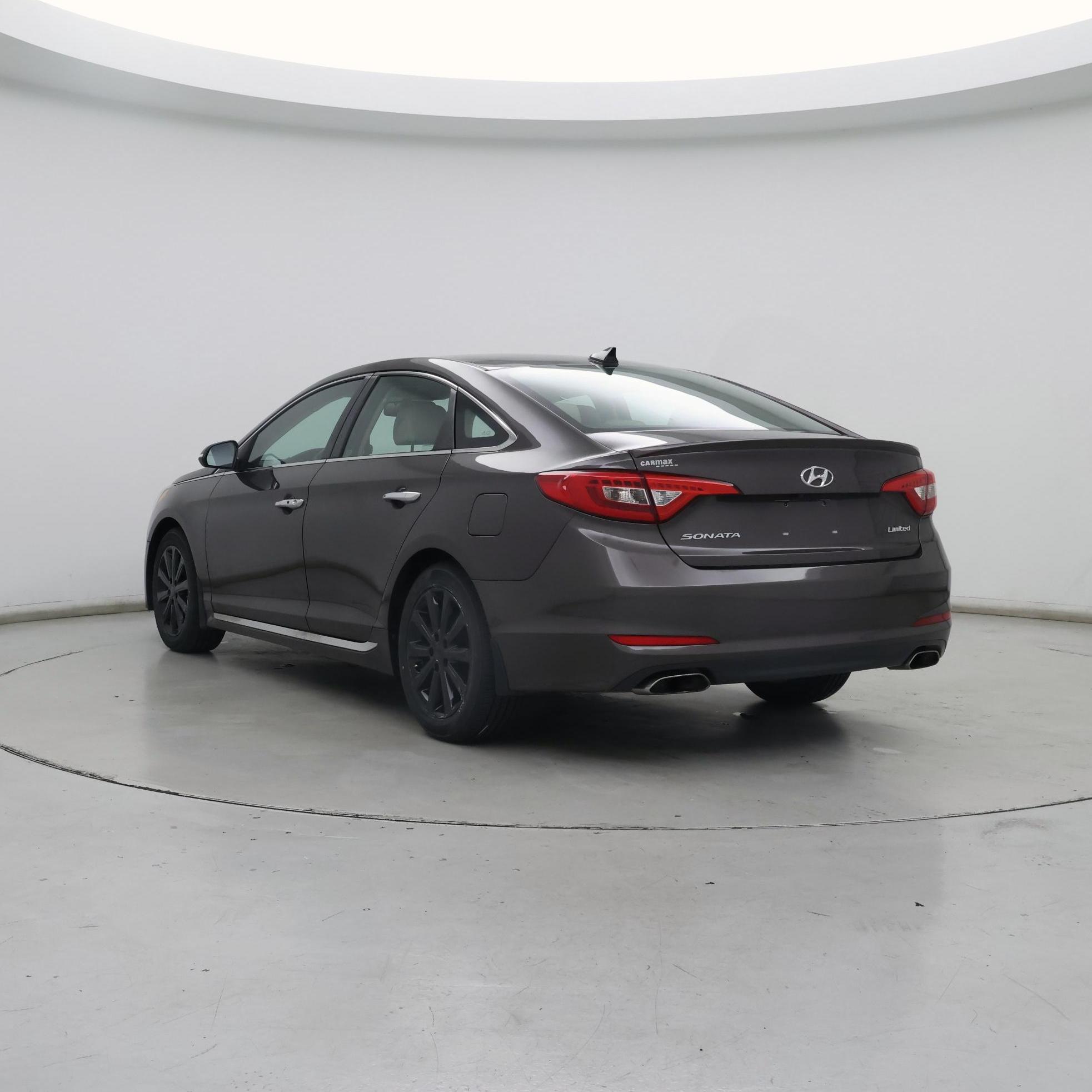 Thumbnail: 2017 Hyundai Sonata - 2