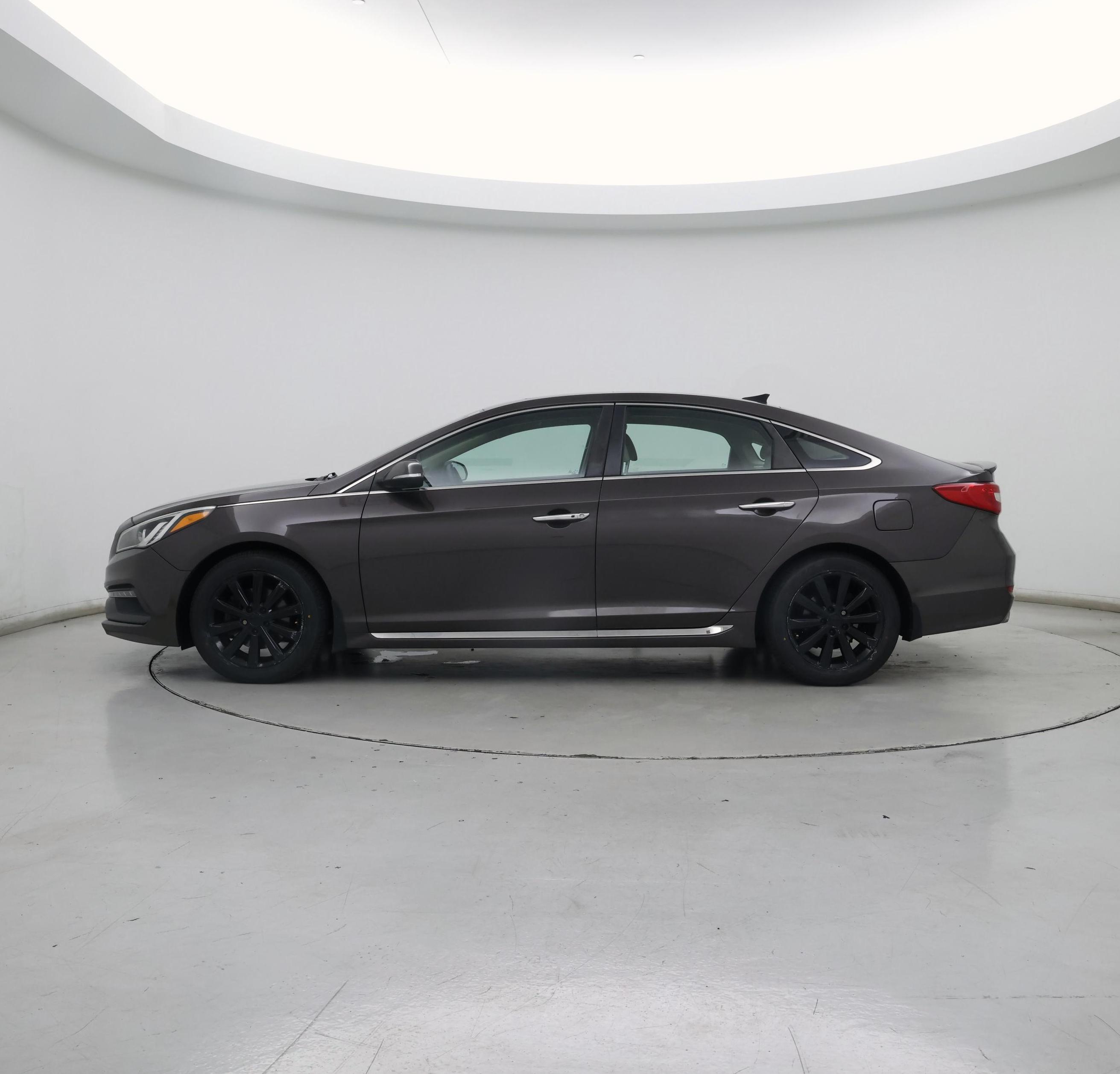 Thumbnail: 2017 Hyundai Sonata - 3