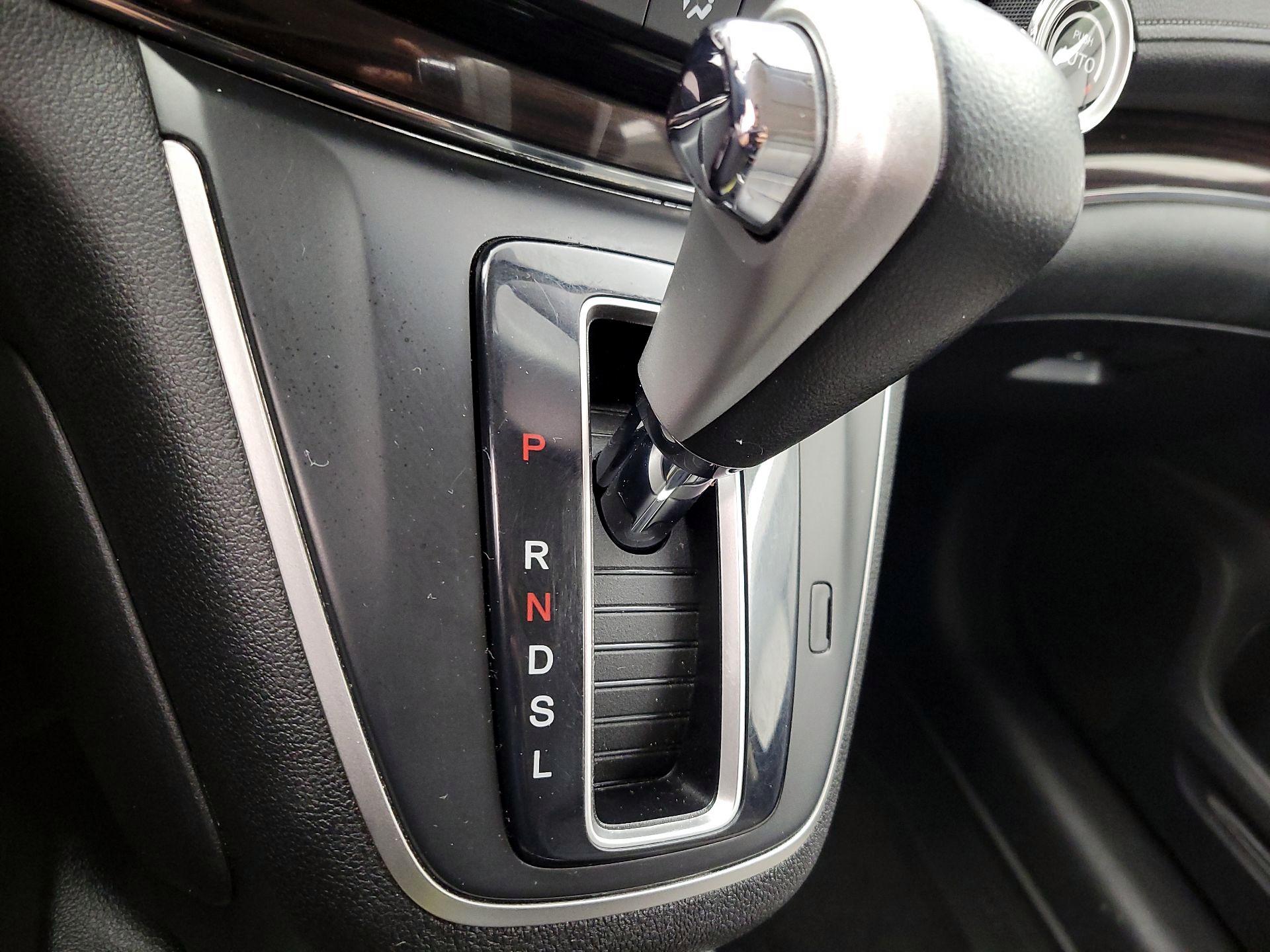 Thumbnail: 2015 Honda CR-V - 17