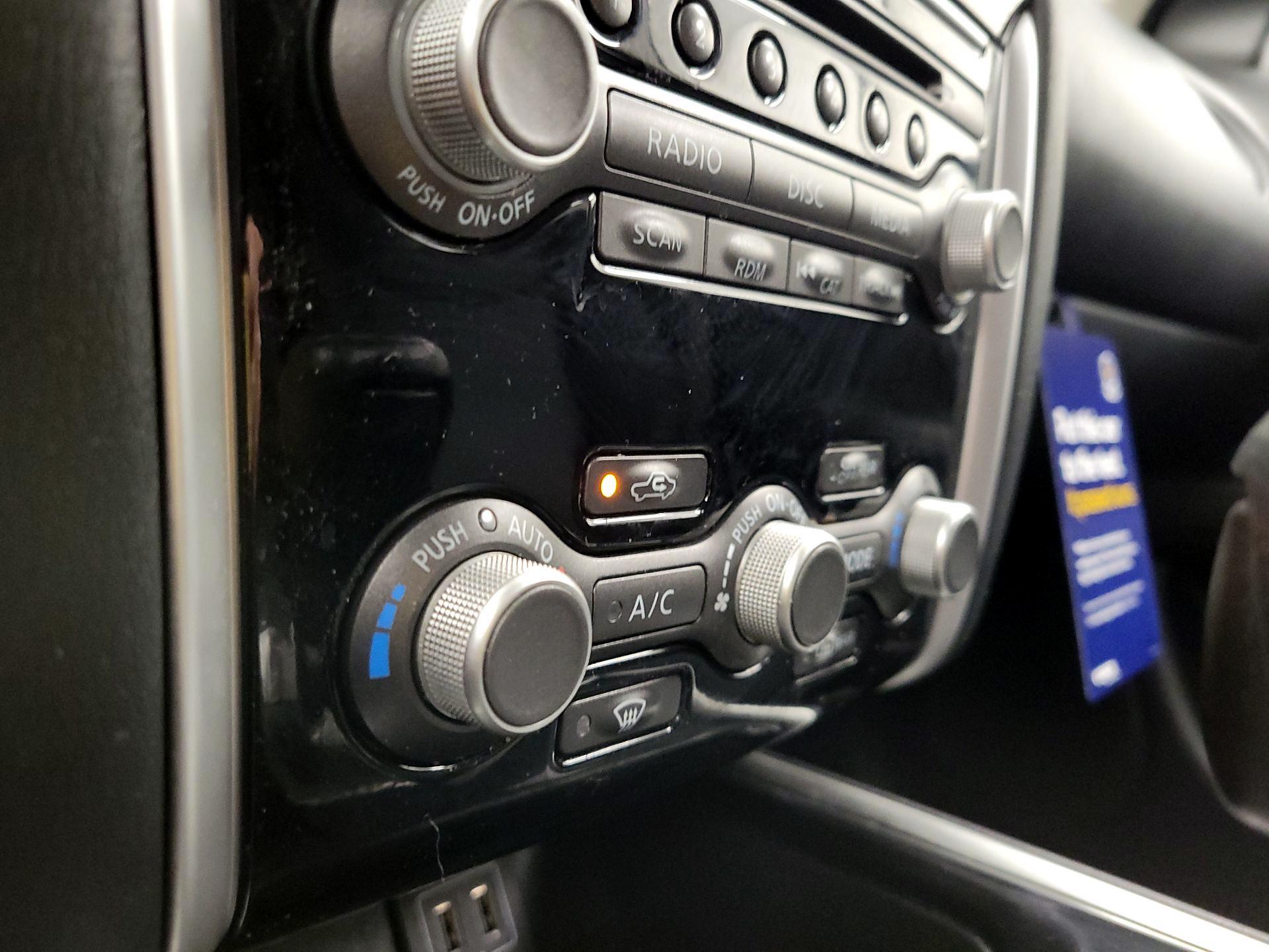 Thumbnail: 2018 Nissan Pathfinder - 16