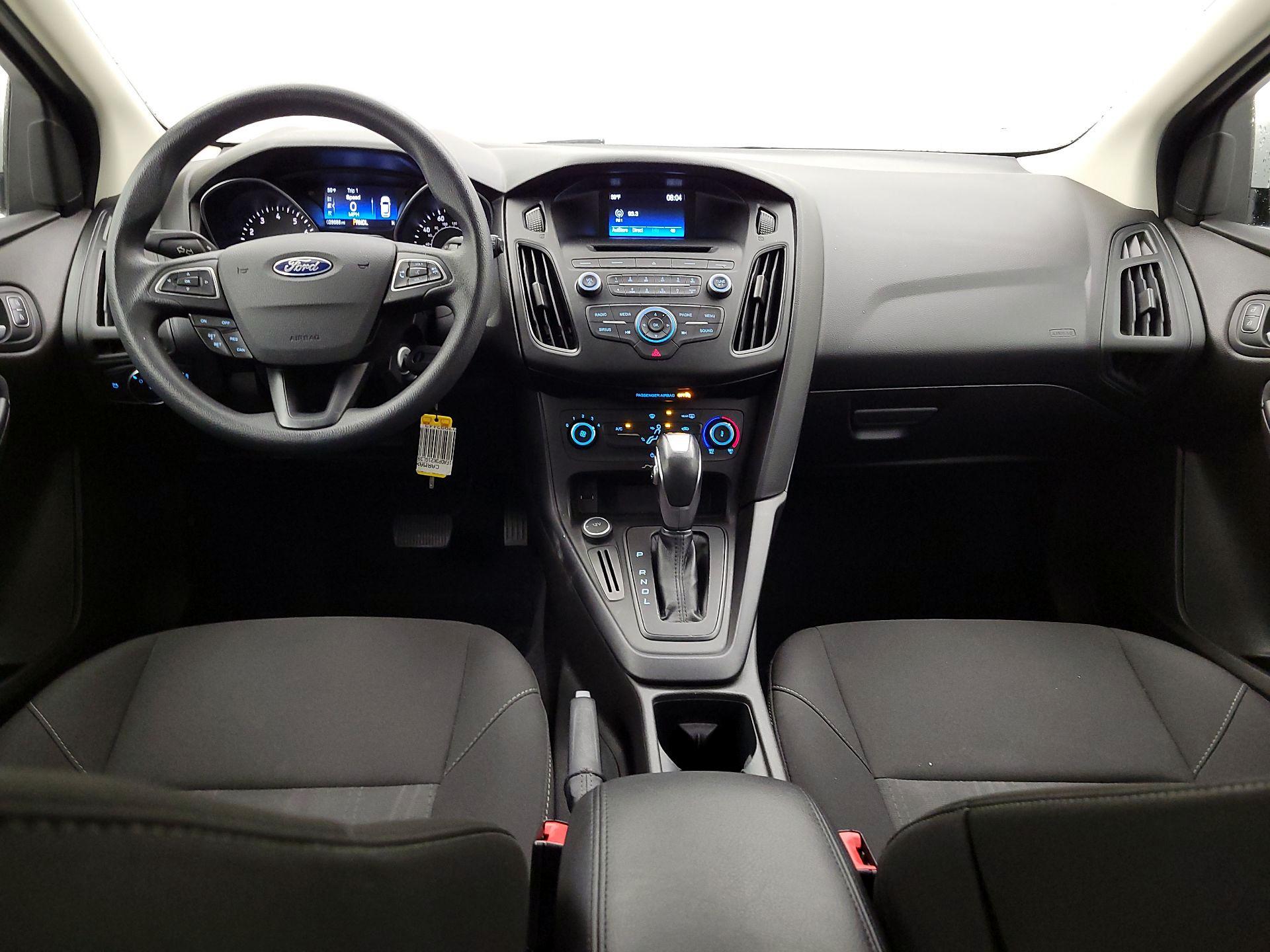 Thumbnail: 2016 Ford Focus - 9