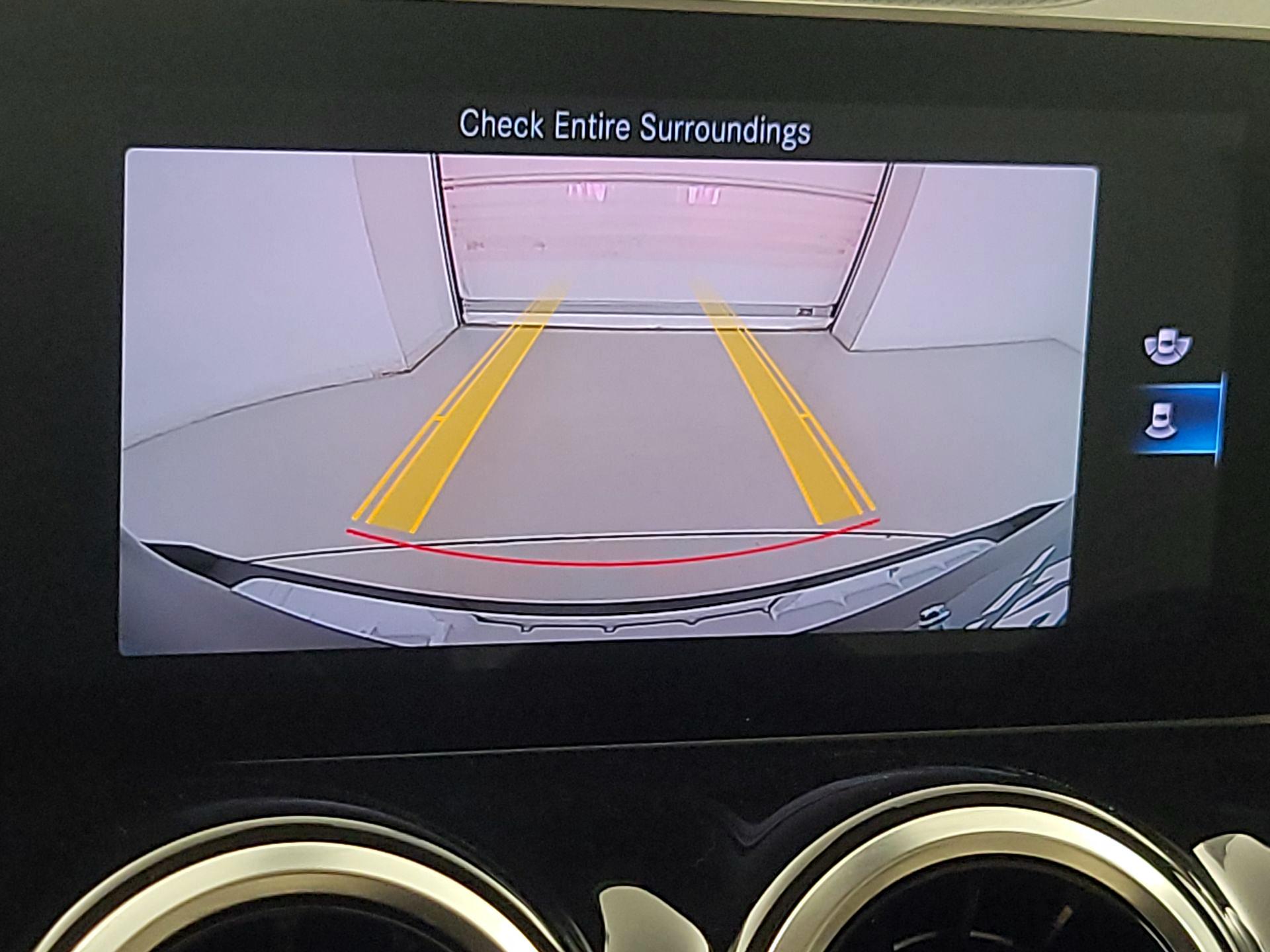 Thumbnail: 2020 Mercedes-Benz GLB - 14