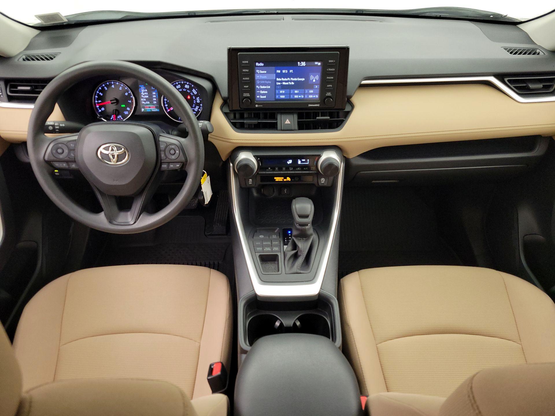 Thumbnail: 2020 Toyota RAV4 - 9