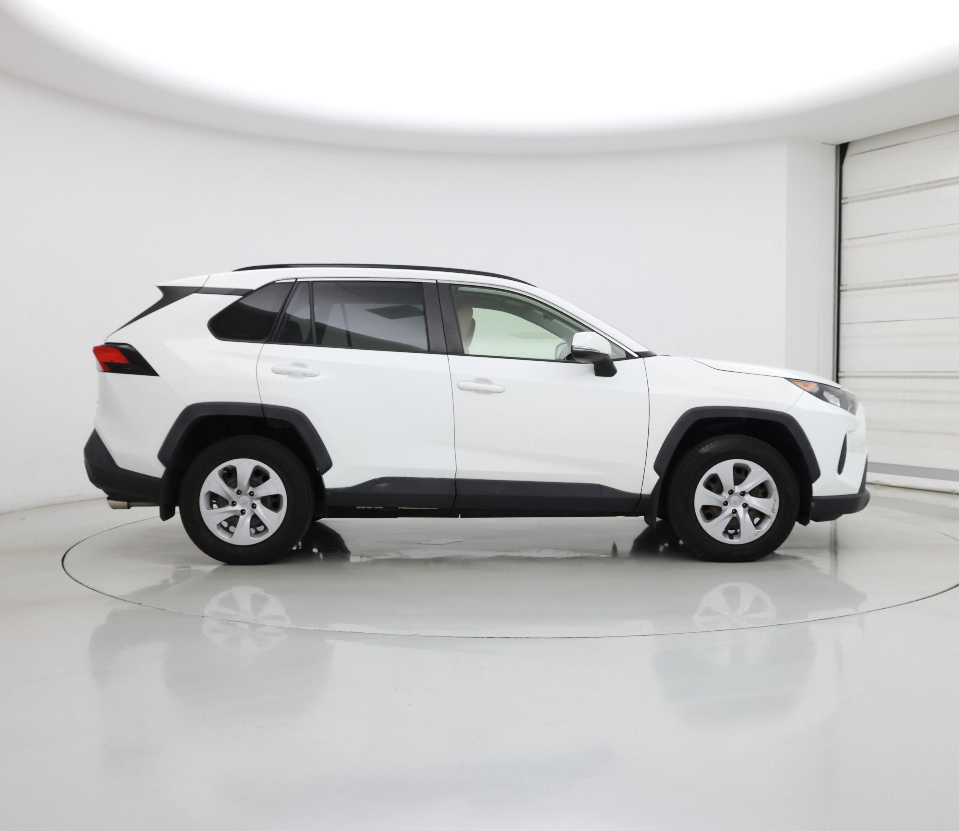 Thumbnail: 2020 Toyota RAV4 - 7