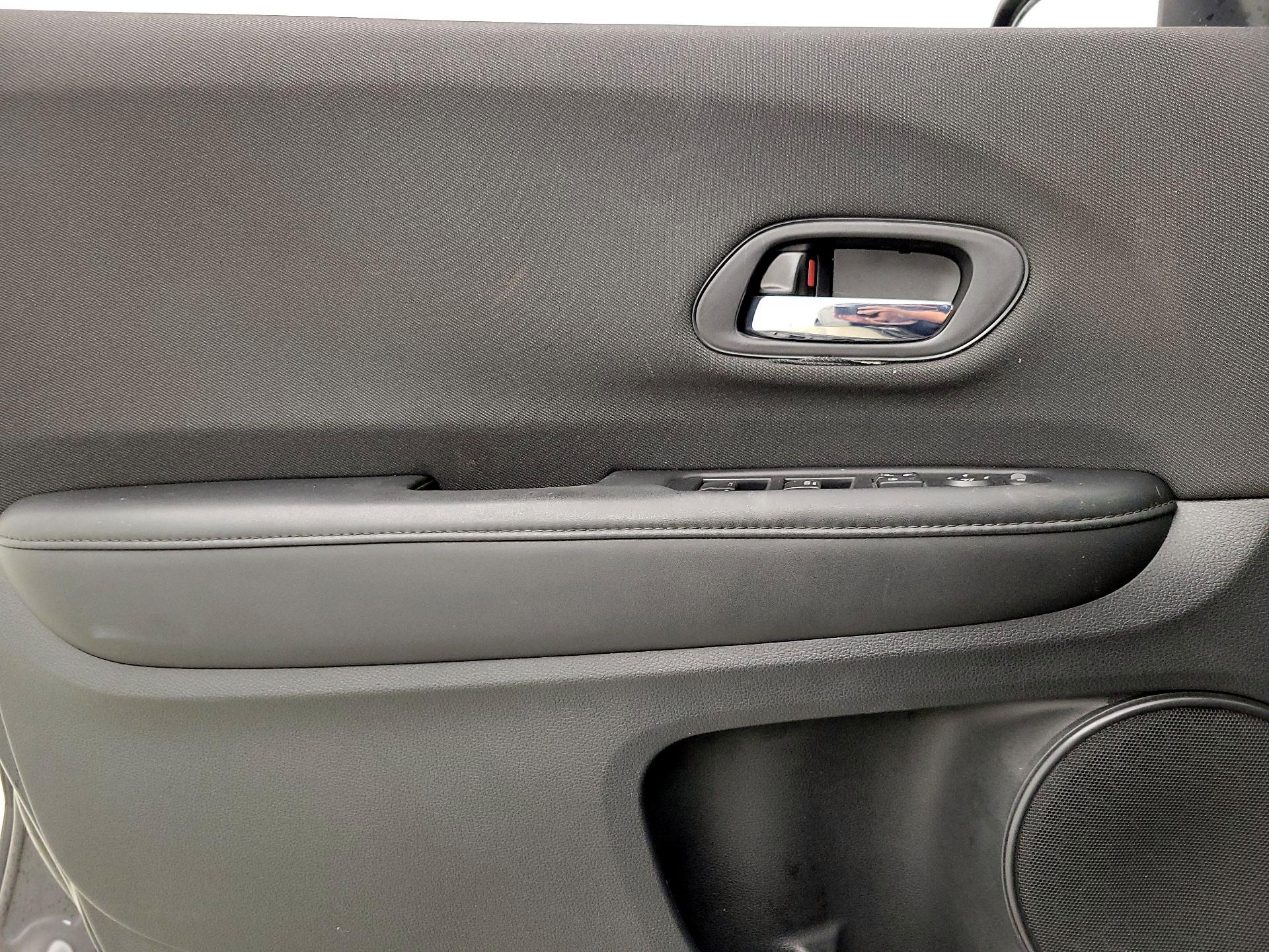 Thumbnail: 2021 Honda HR-V - 11