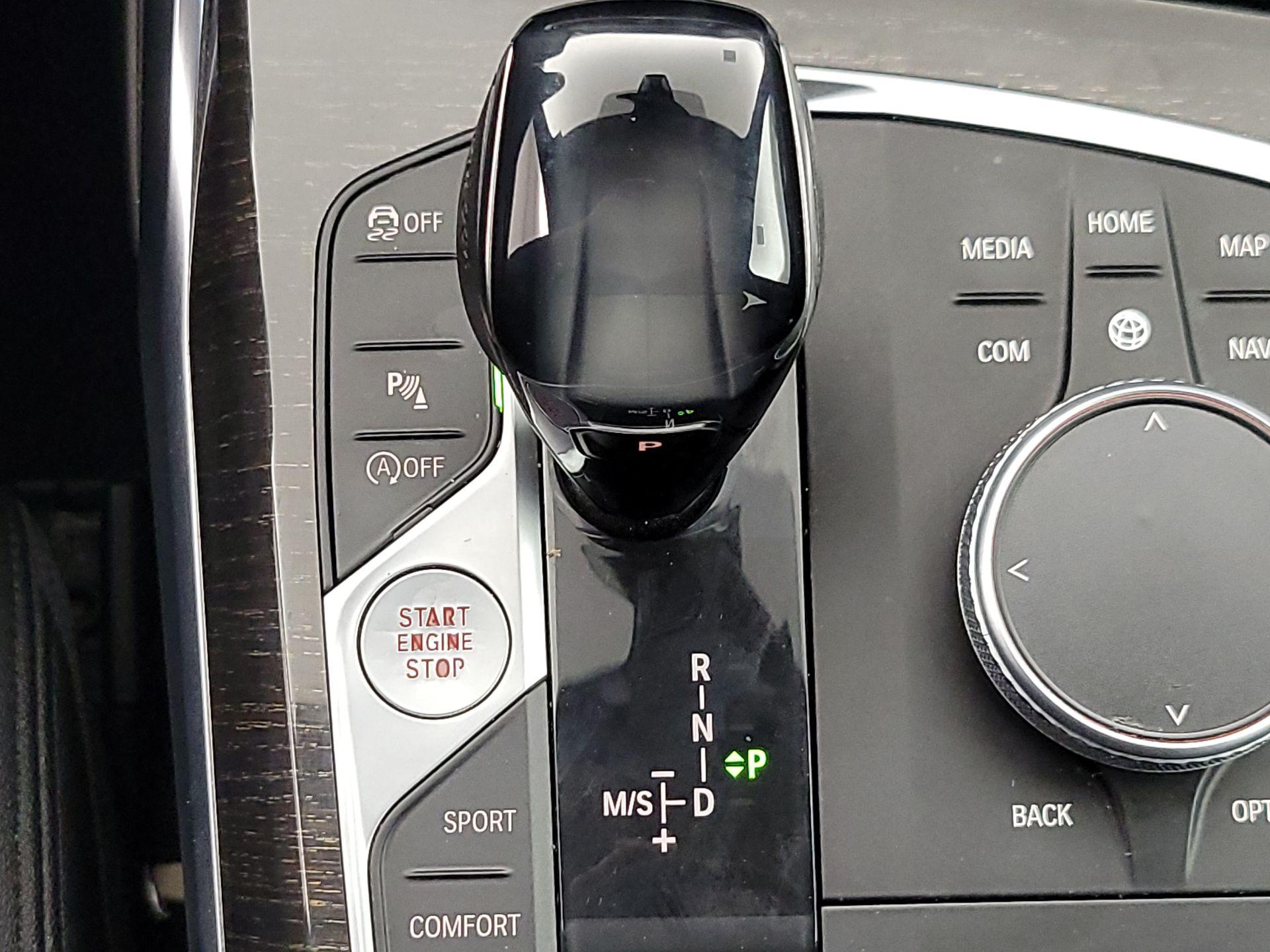 Thumbnail: 2021 BMW 3 Series - 18